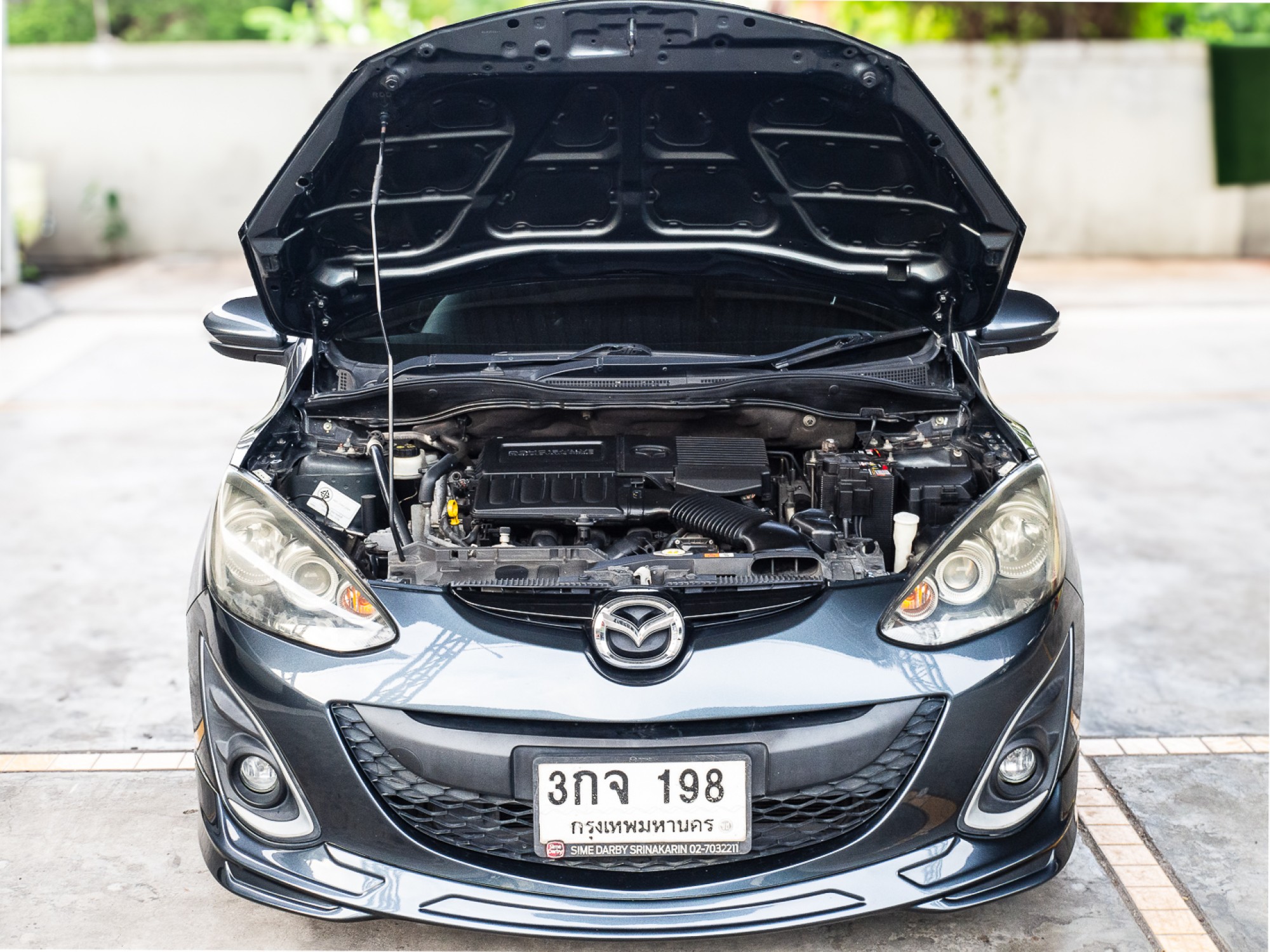 2014 Mazda 2 Sports (5 ประตู) สีเทา (รูปที่ 19)
