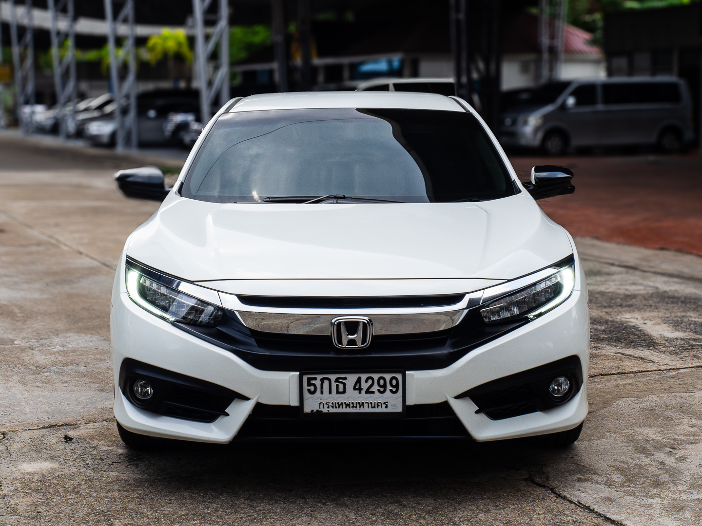 2016 Honda Civic Sedan สีขาว
