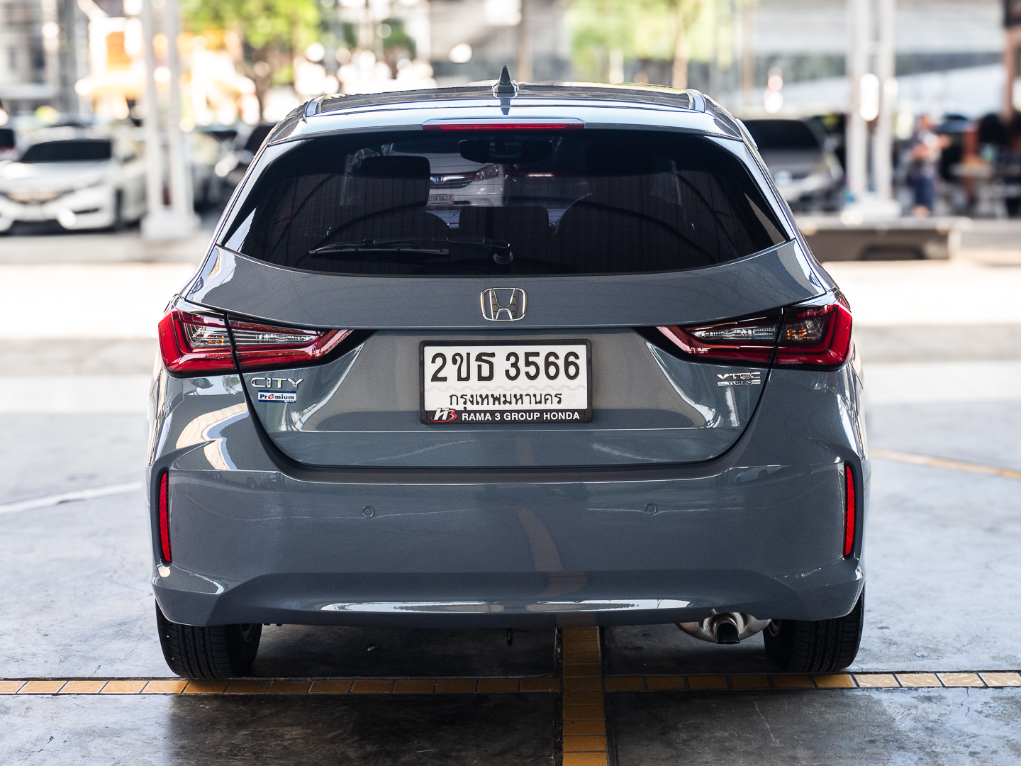 2021 Honda City Hatchback สีเทา (รูปที่ 6)