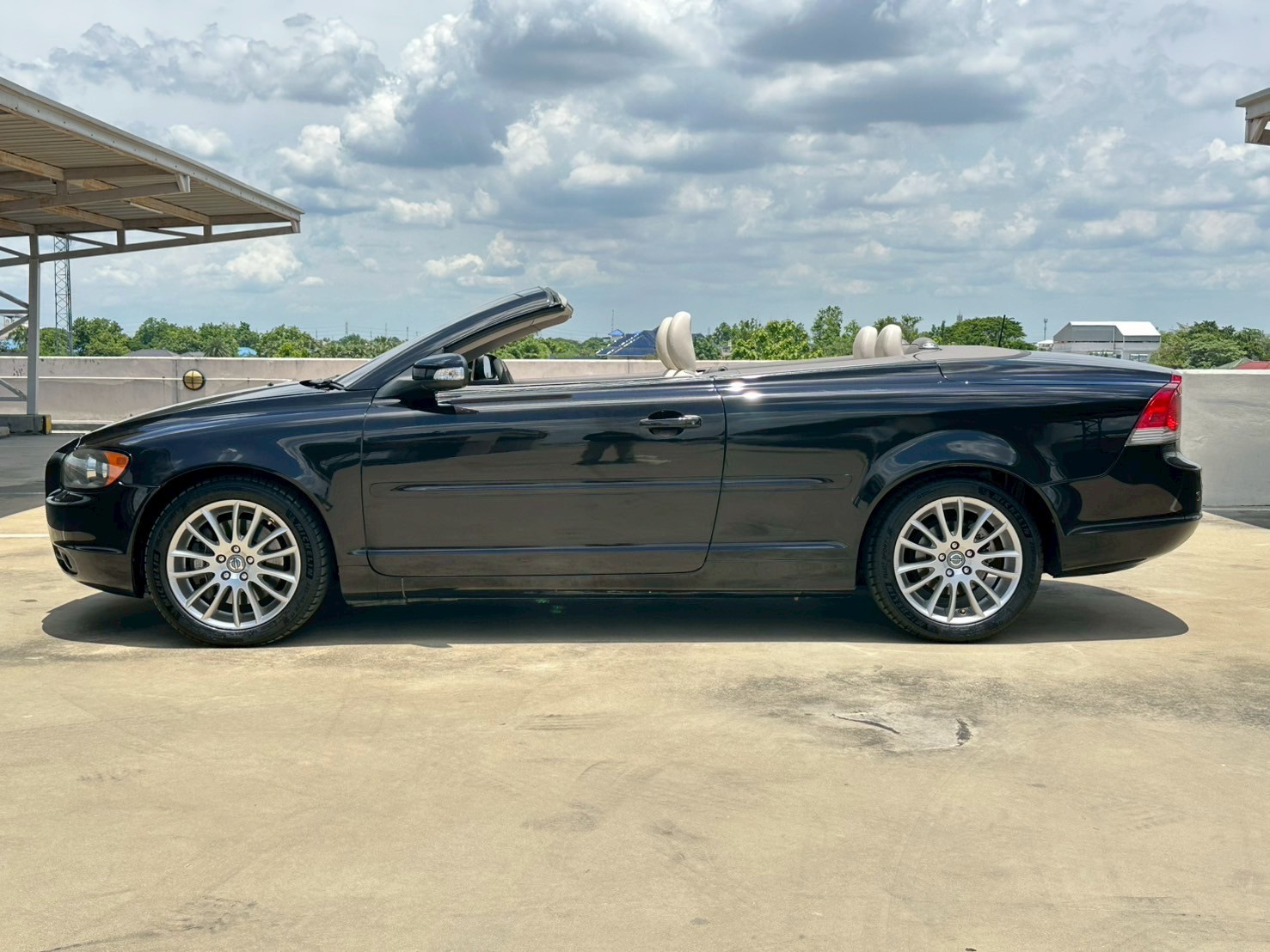 2008 Volvo C70 สีดำ (รูปที่ 6)