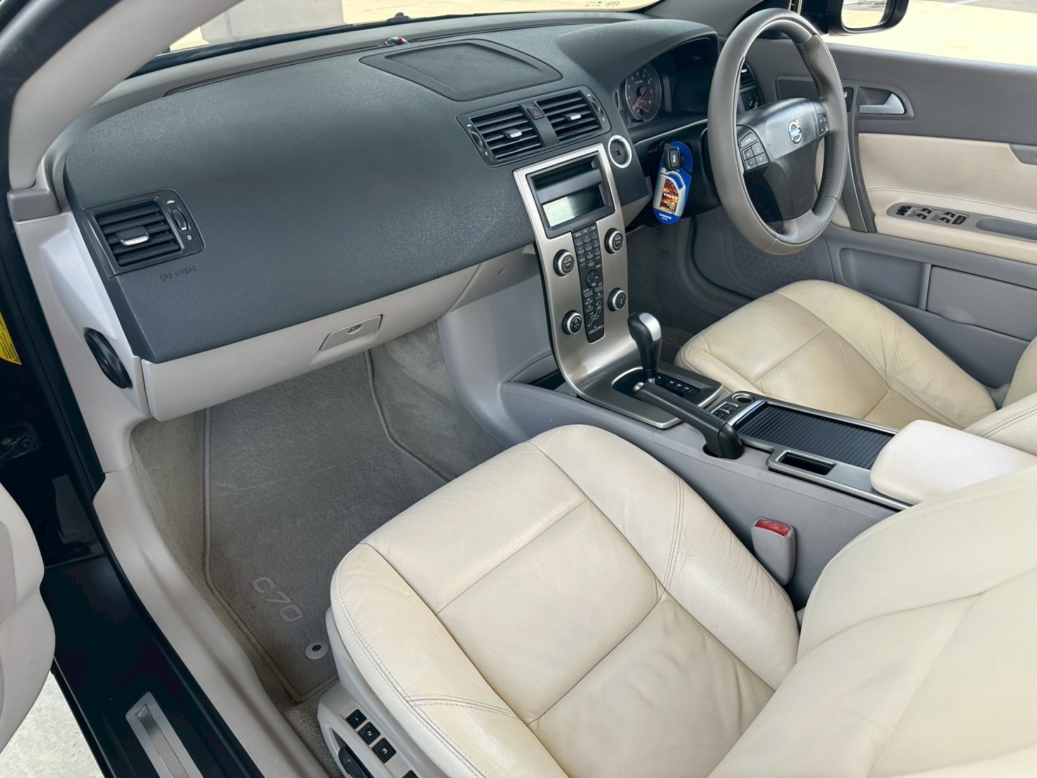 2008 Volvo C70 สีดำ (รูปที่ 13)
