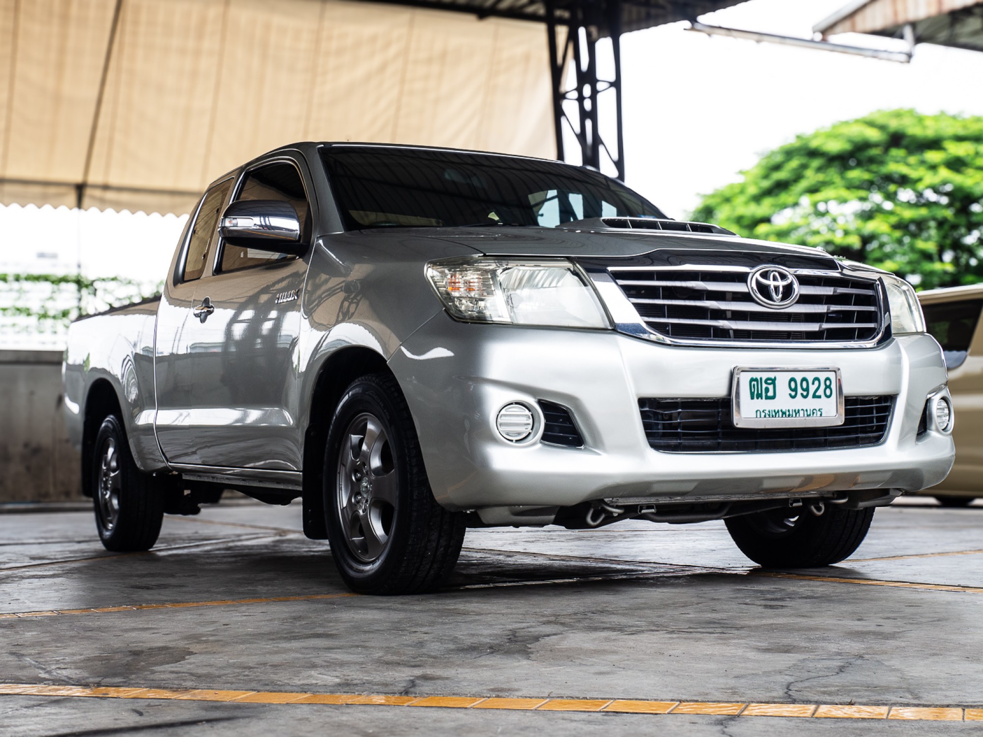 2013 Toyota Hilux Vigo Extra cab สีทอง (รูปที่ 19)