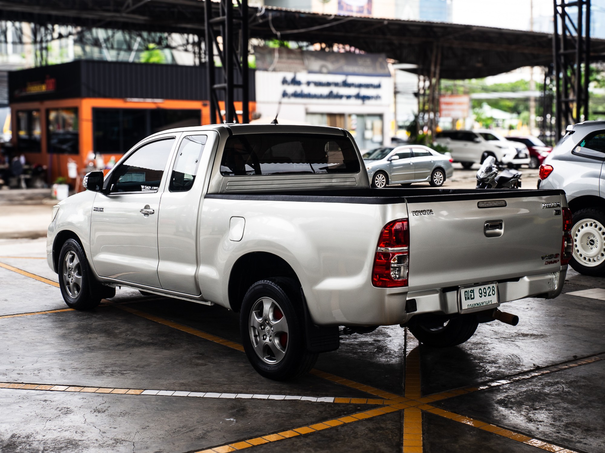 2013 Toyota Hilux Vigo Extra cab สีทอง (รูปที่ 5)