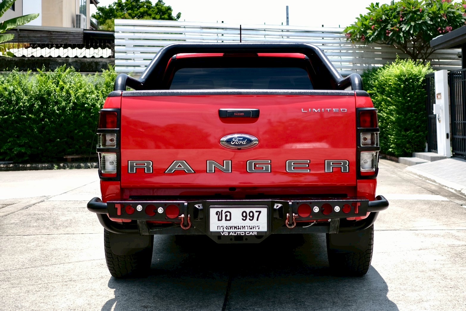 Ford Ranger 2.0 Double cab 4WD Limited ปี2020 สีแดง ออโต้ ดีเซล ไมล์ 5x,xxx km. (รูปที่ 2)
