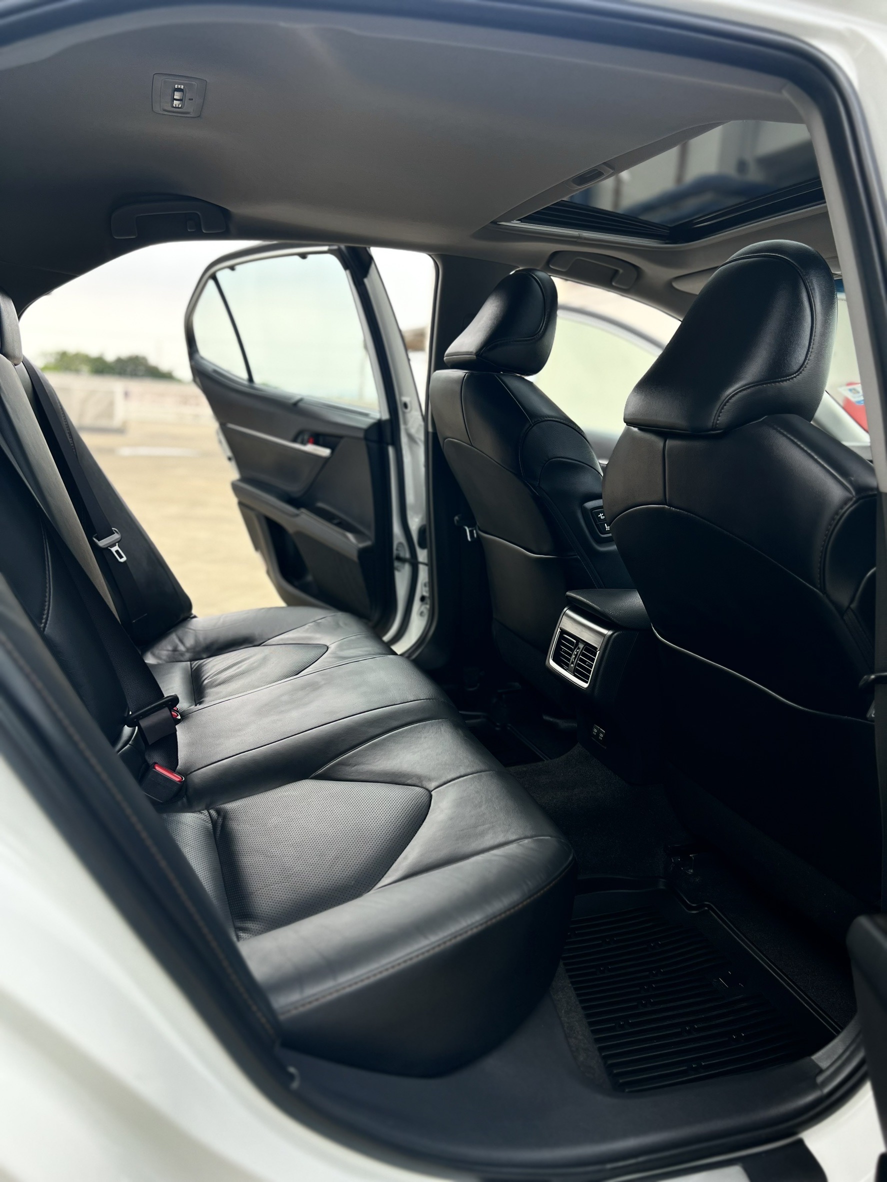 TOYOTA CAMRY 2.5 Premium ปี2023 เลขไมล์ 24,xxx รุ่นใหม่ (รูปที่ 13)