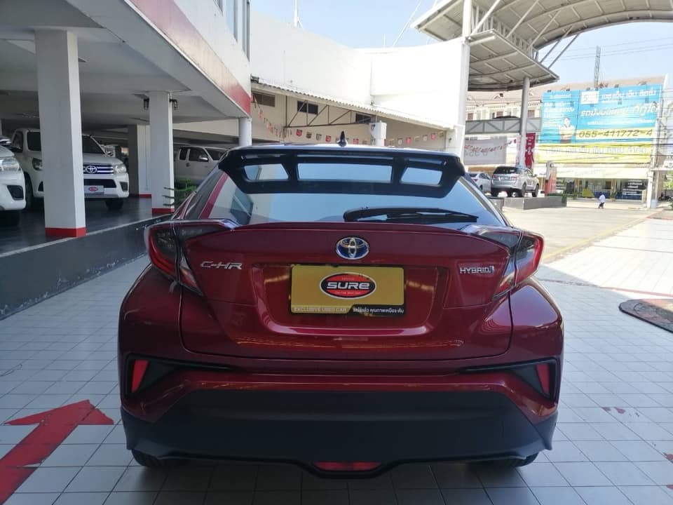 Toyota C-HR ปี 2018 สีแดง (รูปที่ 12)