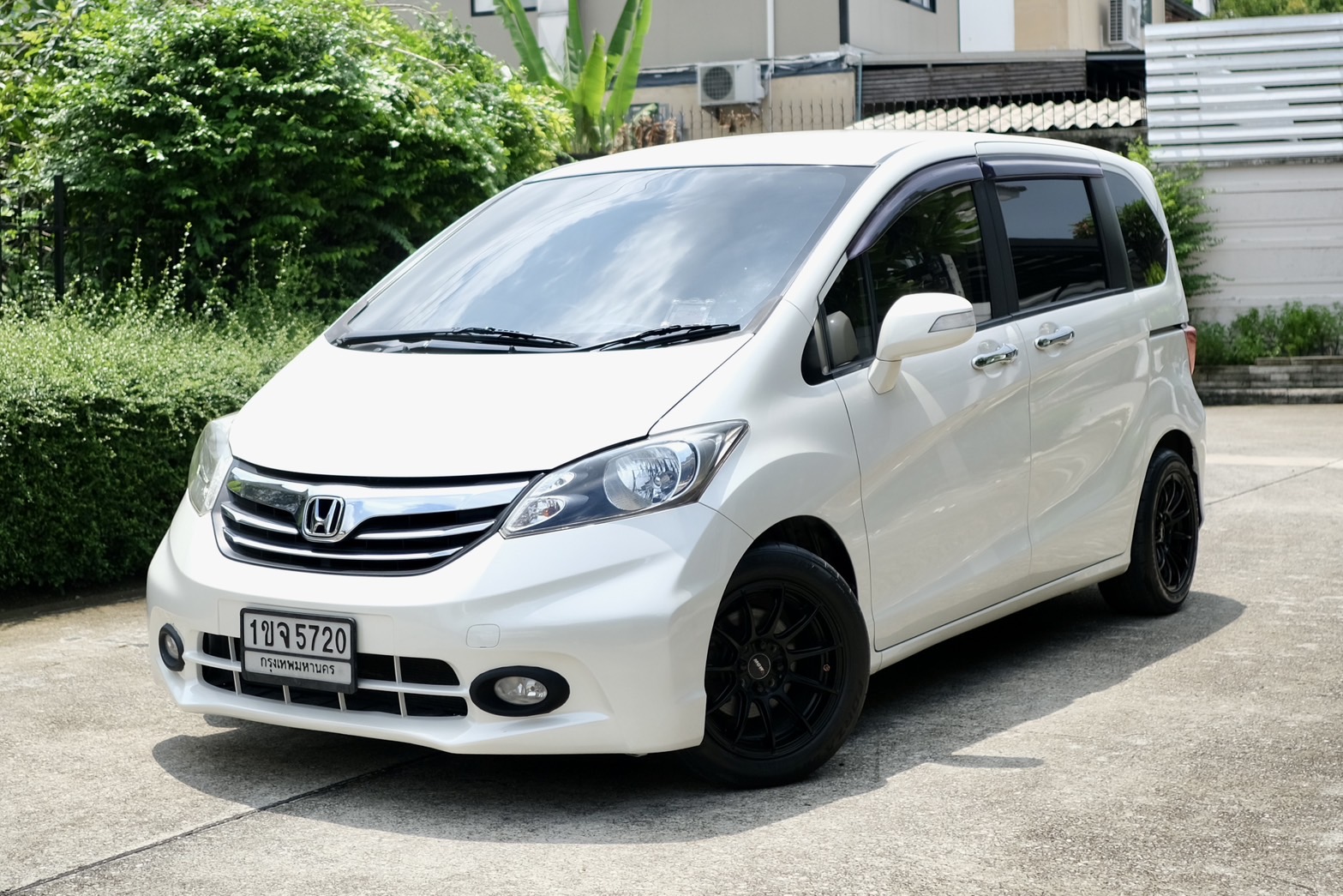 Honda freed 1.5SE ปี 2012 ประตูไฟฟ้า ออโต้ เบนซิน สีขาว (รูปที่ 21)