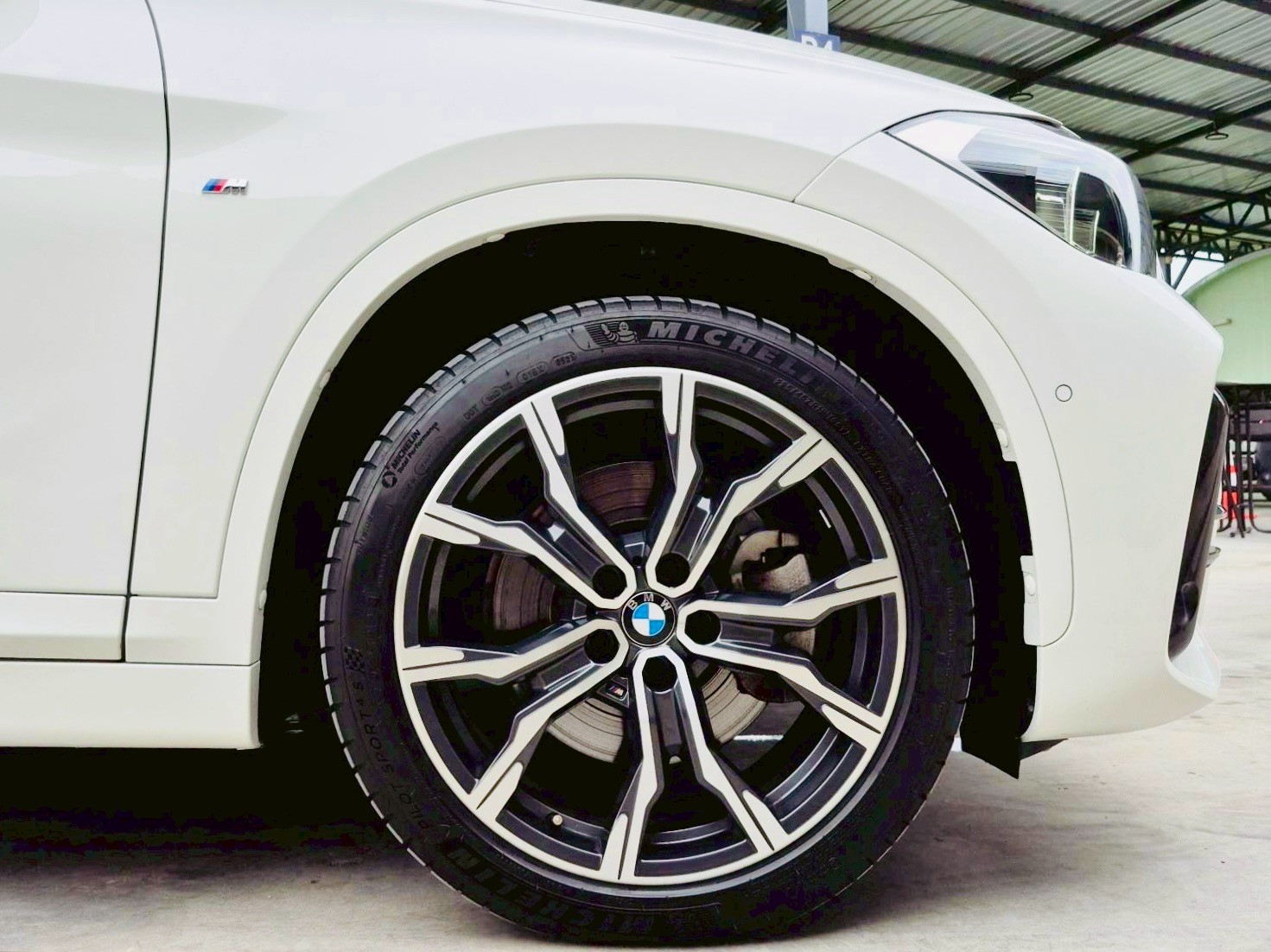 2021 BMW X1 SDRIVE20D M-SPORT F48 (รูปที่ 17)