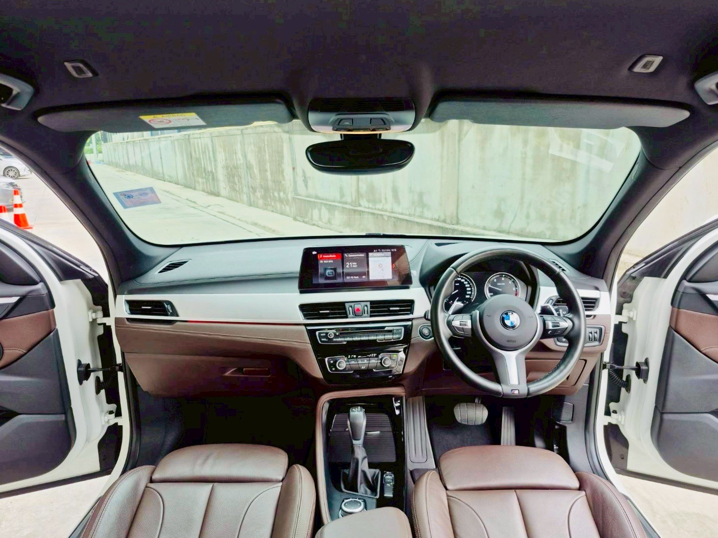 2021 BMW X1 SDRIVE20D M-SPORT F48 (รูปที่ 13)