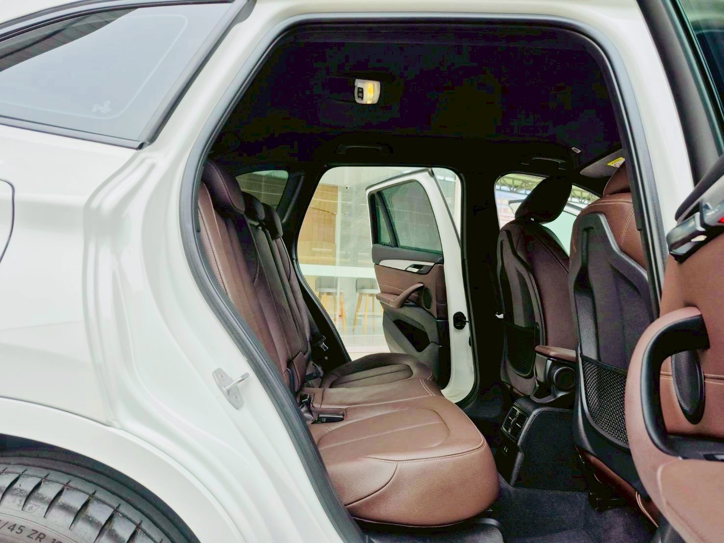 2021 BMW X1 SDRIVE20D M-SPORT F48 (รูปที่ 14)