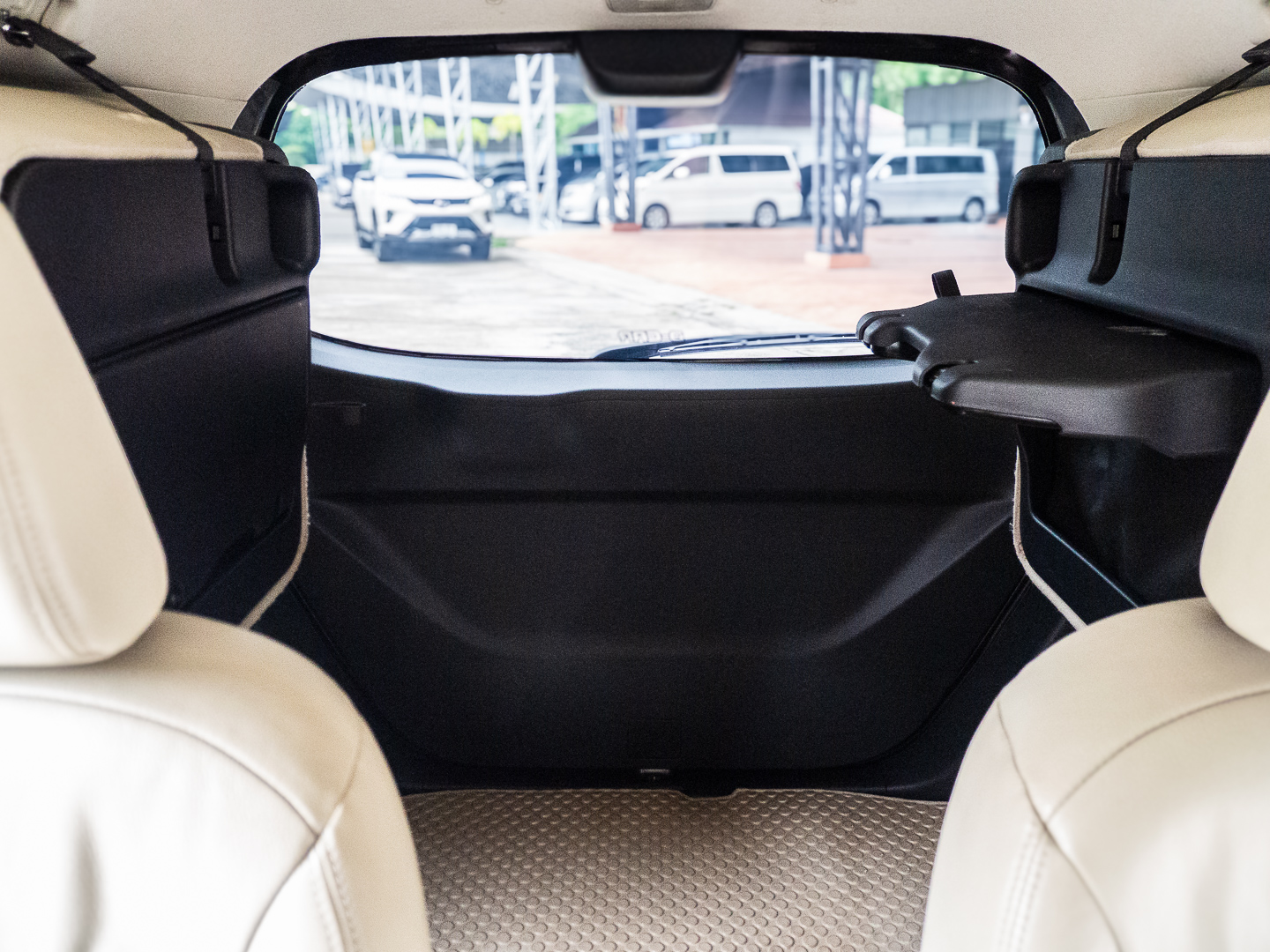2014 Honda Freed สีน้ำตาล (รูปที่ 15)