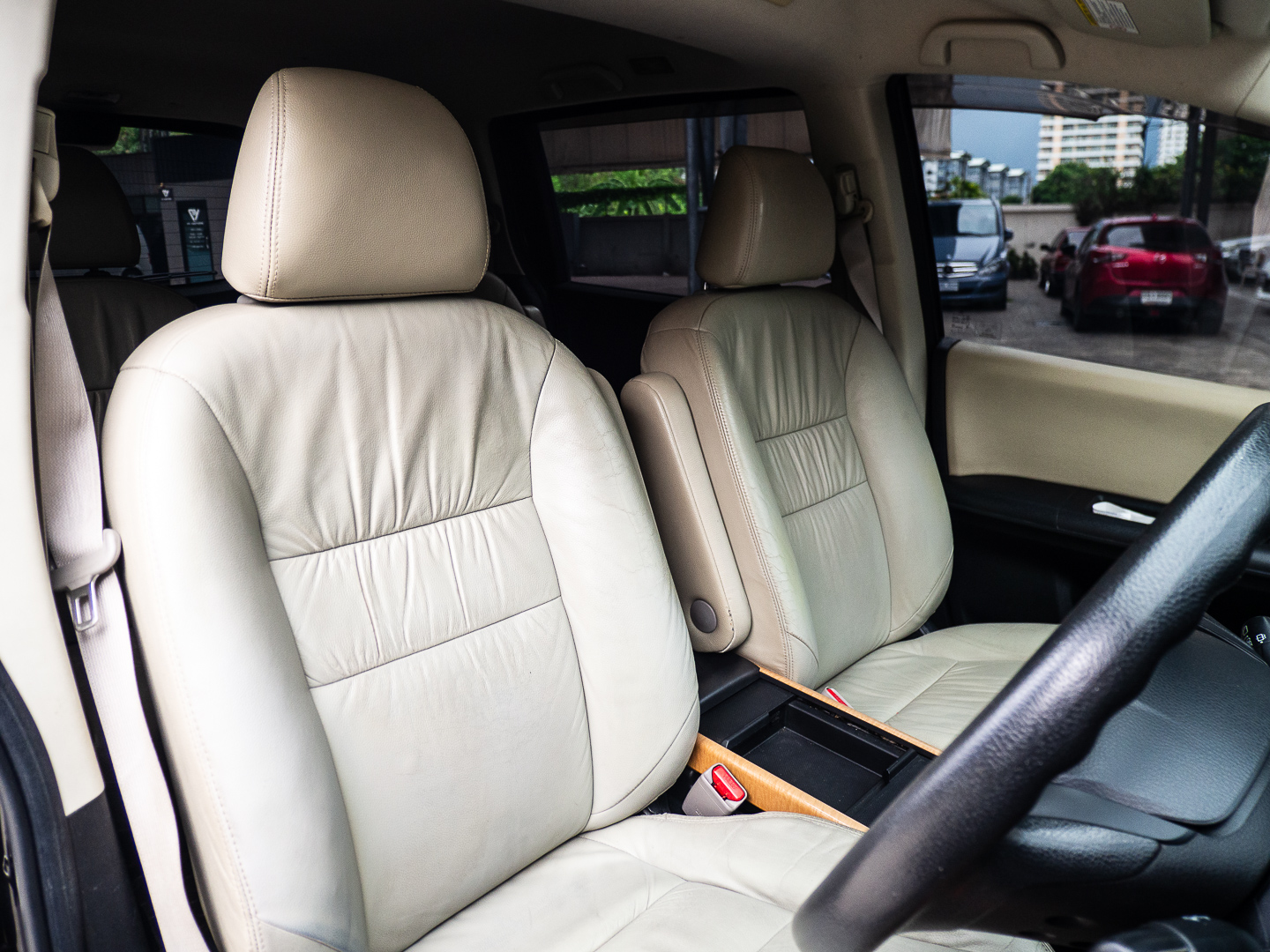 2014 Honda Freed สีน้ำตาล (รูปที่ 10)