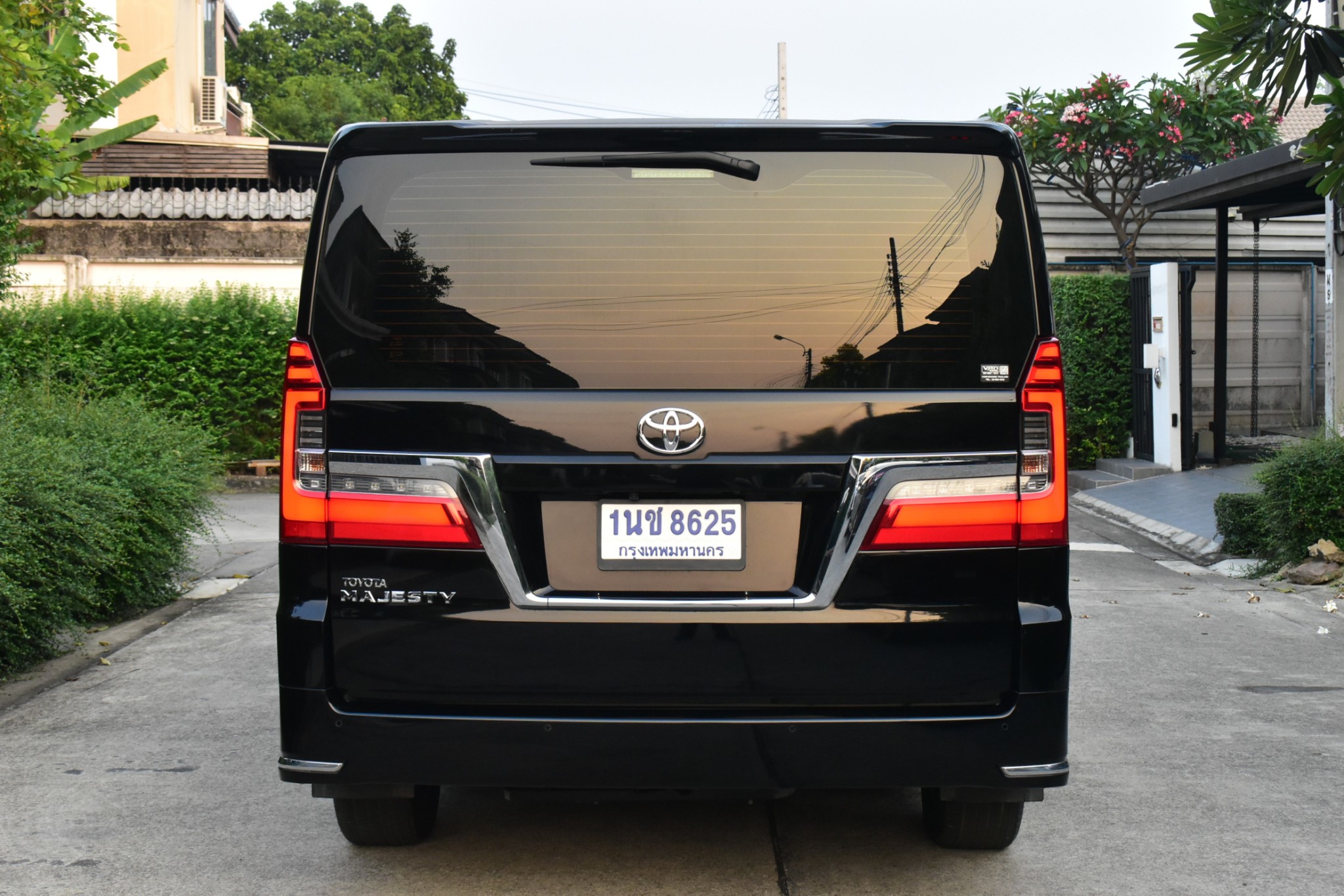 TOYOTA #MAJESTY 2.8 Standard 6AT ปี2020 สีดำ ออโต้ ดีเซล ไมล์ 7x,xxx km (รูปที่ 14)