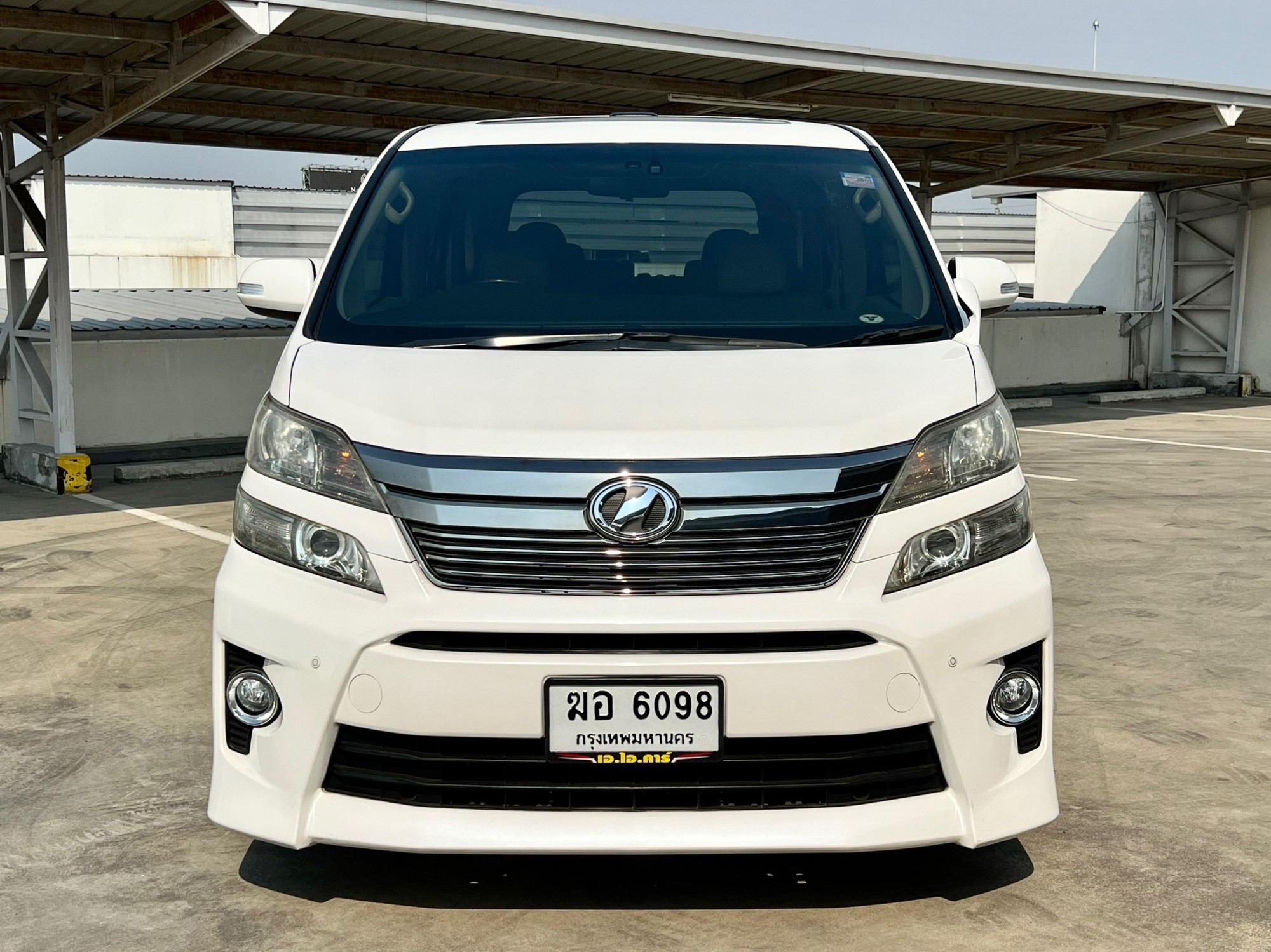TOYOTA VELLFIRE 2.4V ปี 2012 สภาพสวยมากๆ (รูปที่ 19)