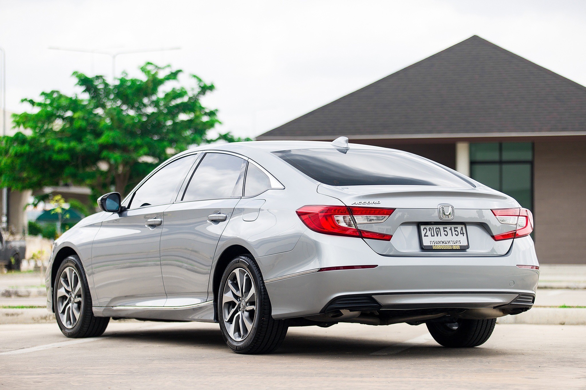Honda Accord 1.5 Turbo ปี 2021 สี เงิน (รูปที่ 12)