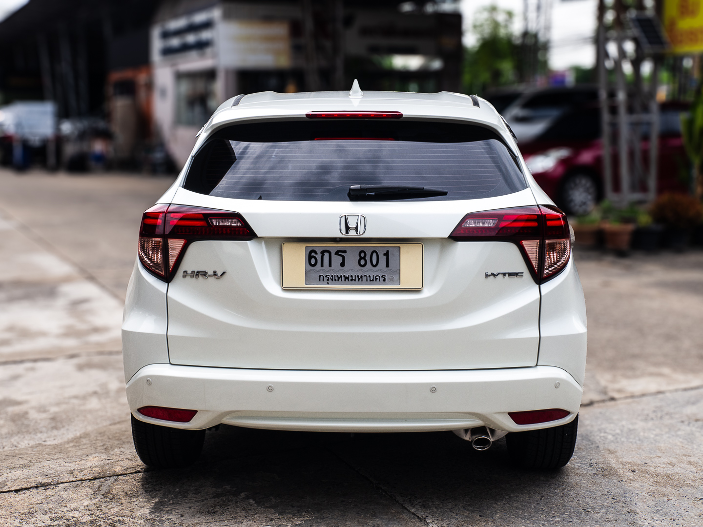 2017 Honda HR-V สีขาว (รูปที่ 6)