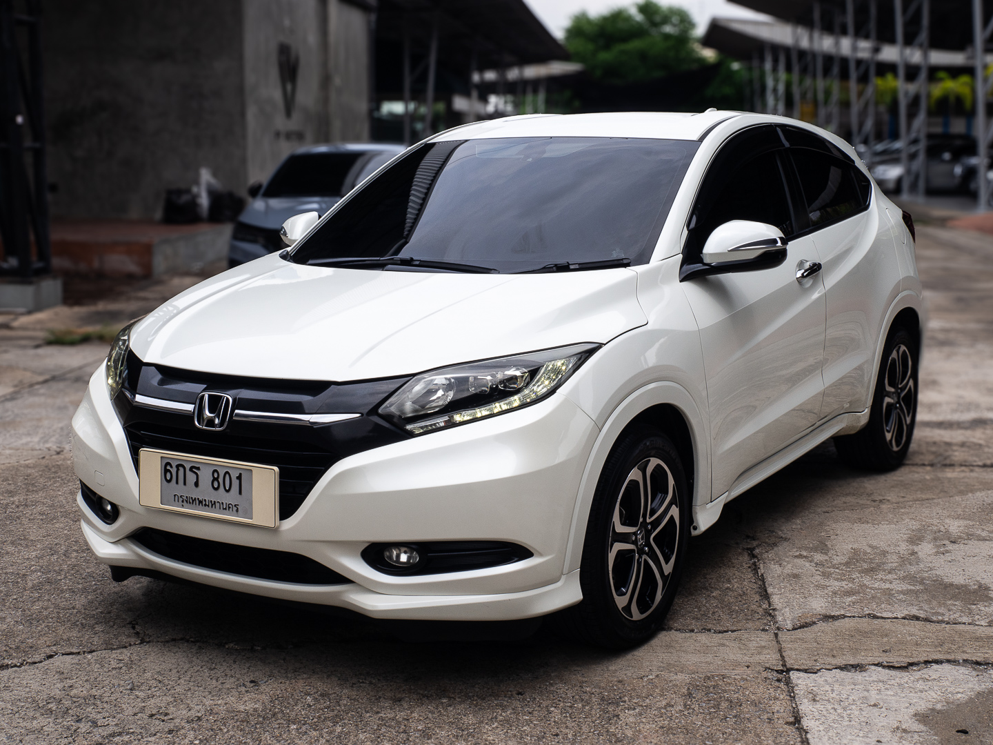 2017 Honda HR-V สีขาว (รูปที่ 3)