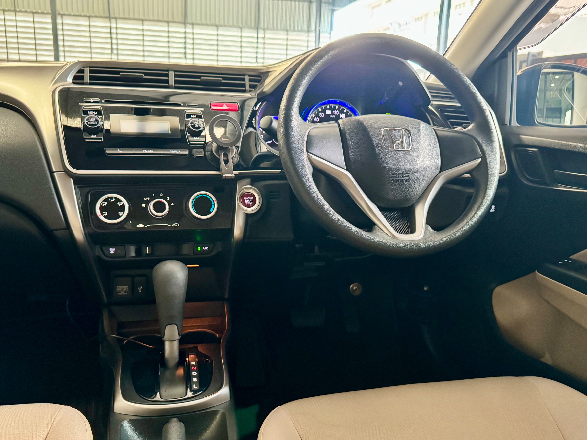 2016 Honda city 1.5V auto ไมล์ 90,000 กม, (รูปที่ 8)
