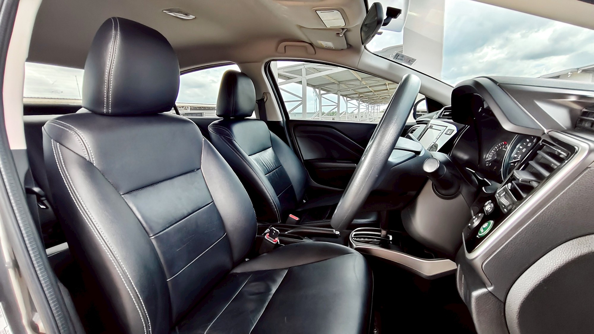 HONDA #City 1.5V+ CVT ปี 2019 รถสวยพร้อมขับ (รูปที่ 14)