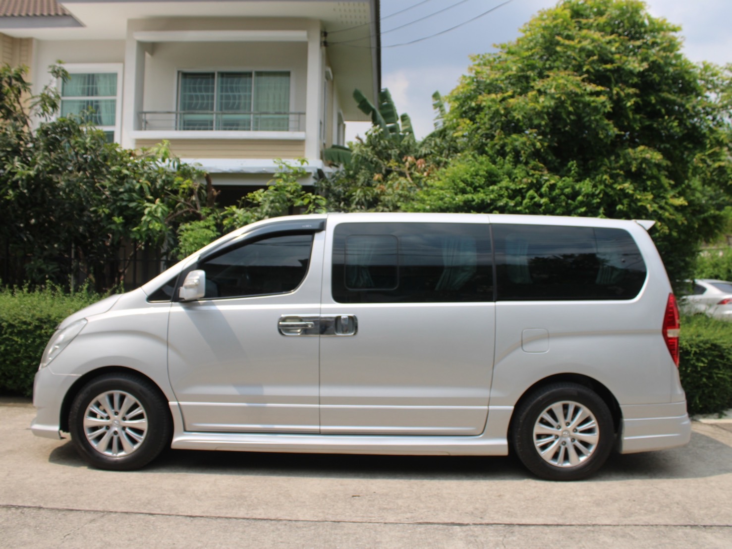 Hyundai Grand starex 2.5 Vip (รูปที่ 3)