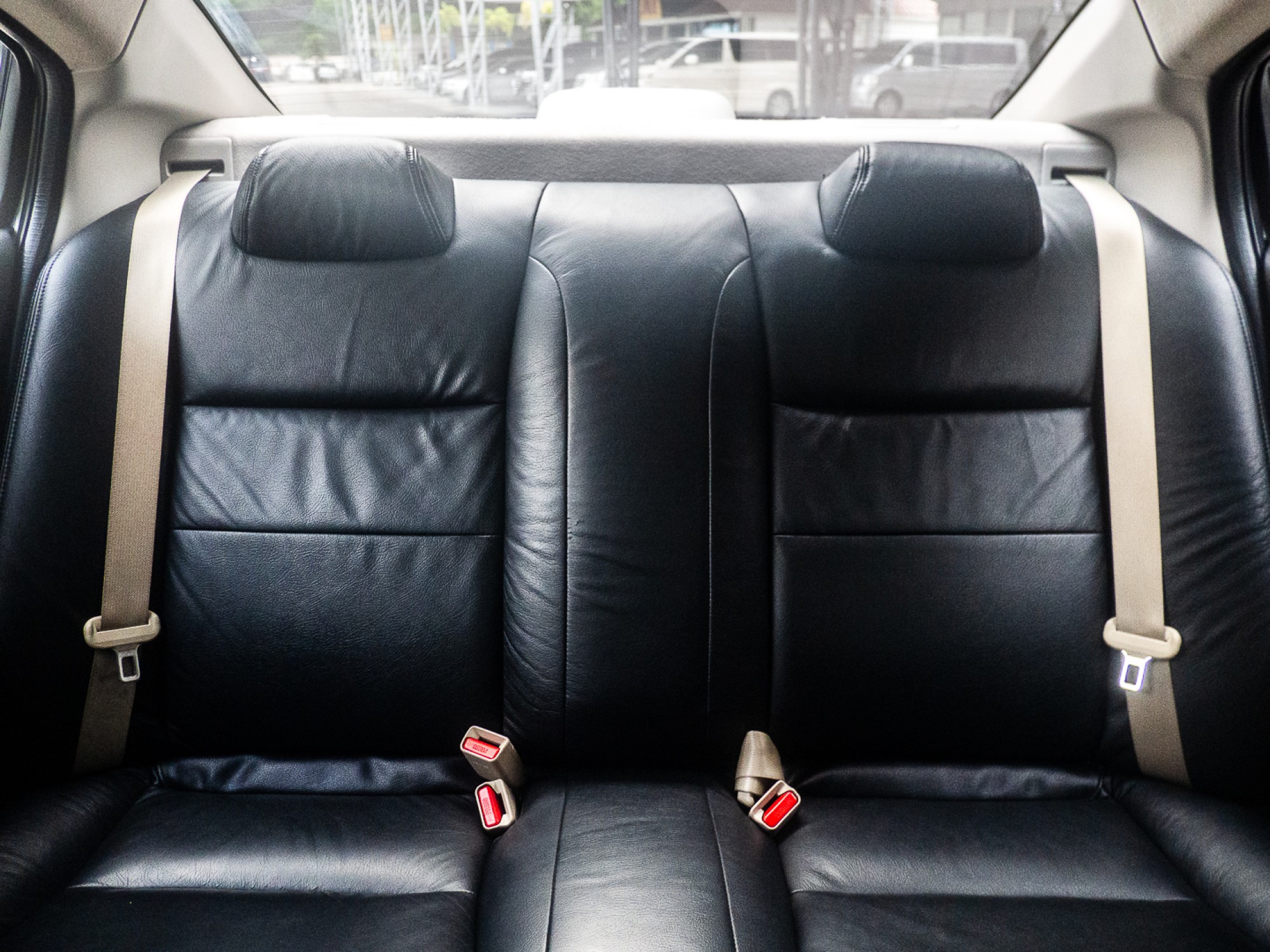 2014 Honda City สีขาว (รูปที่ 12)