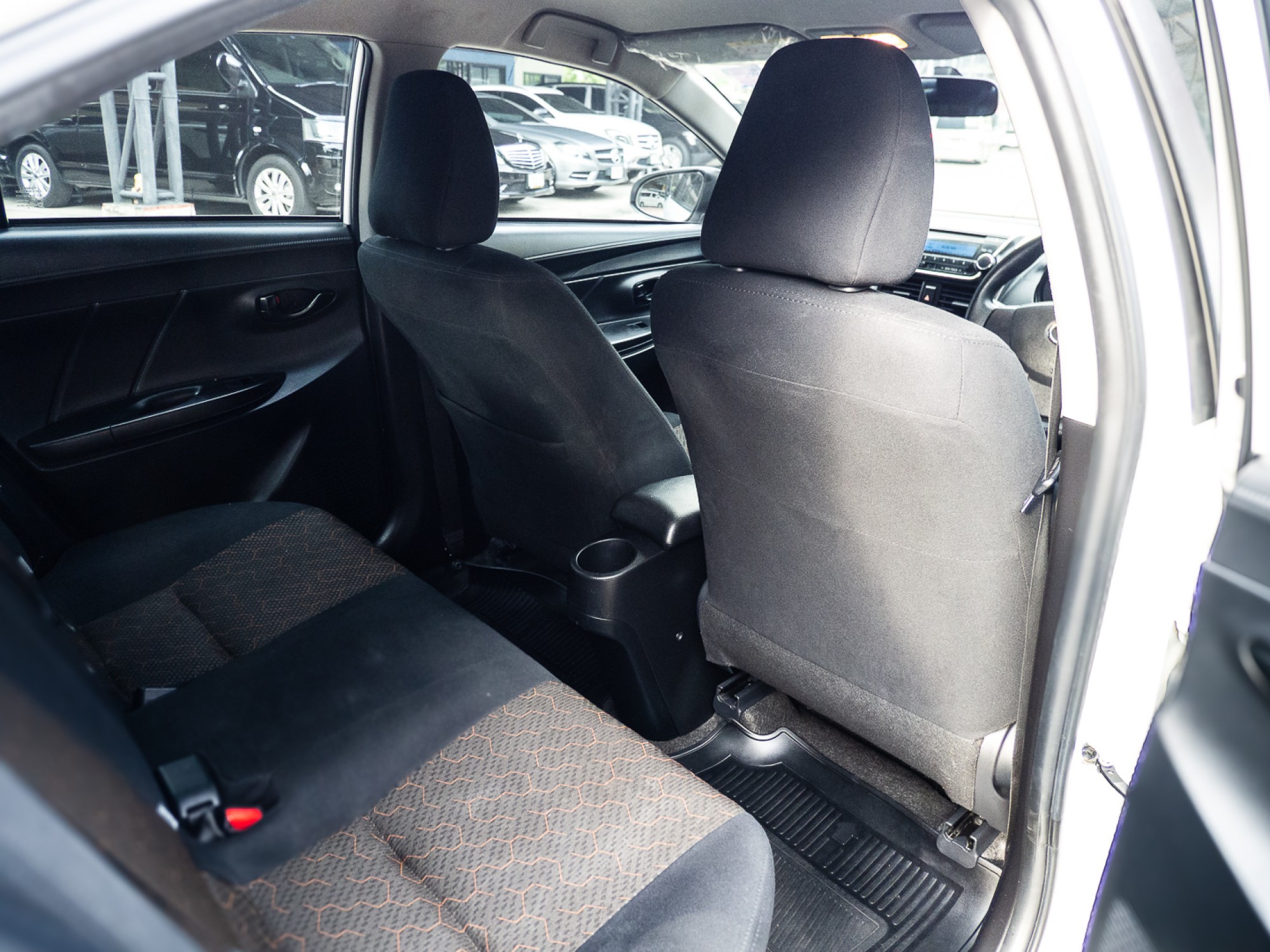 2021 Toyota Vios ไมเนอร์เชนจ์ สีขาว (รูปที่ 16)