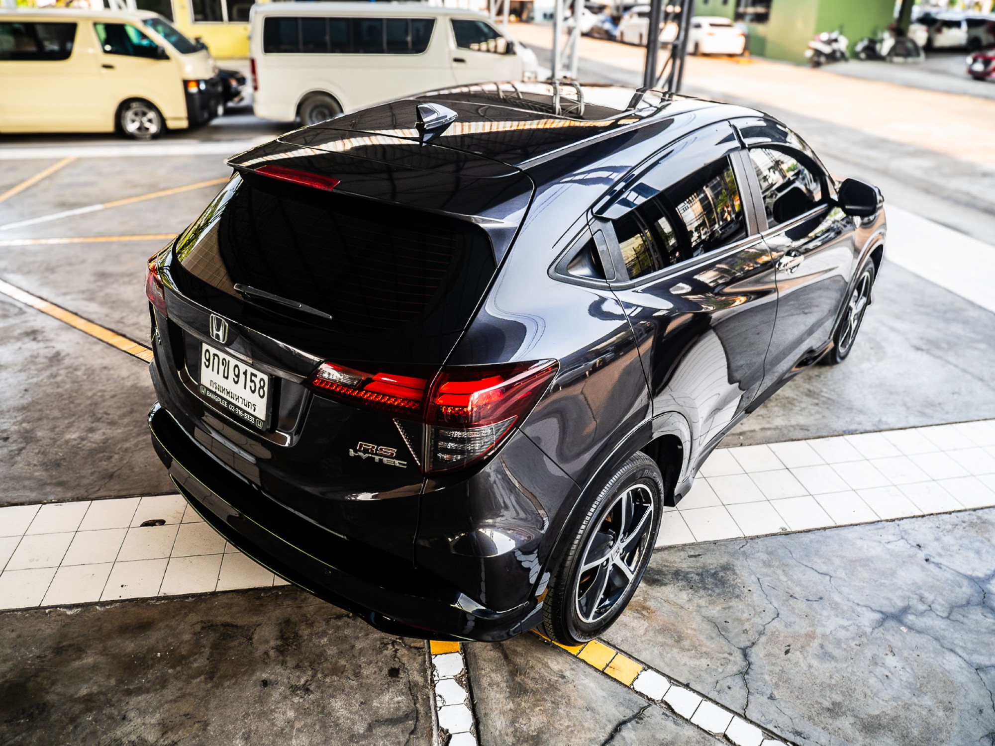 2019 Honda HR-V สีเทา (รูปที่ 16)