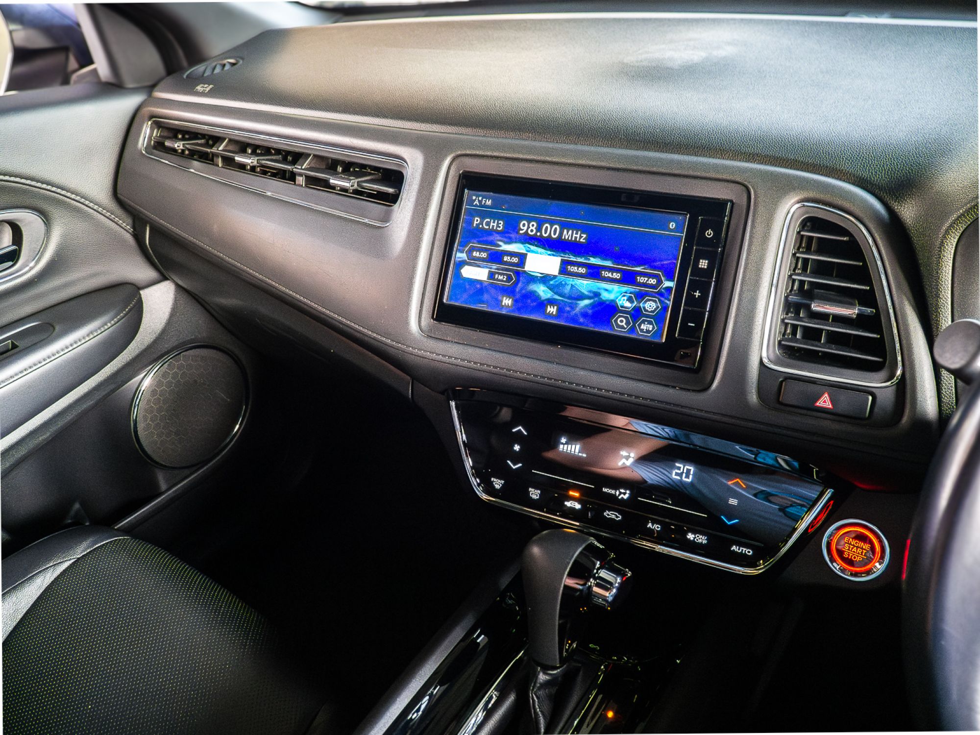 2019 Honda HR-V สีเทา (รูปที่ 18)