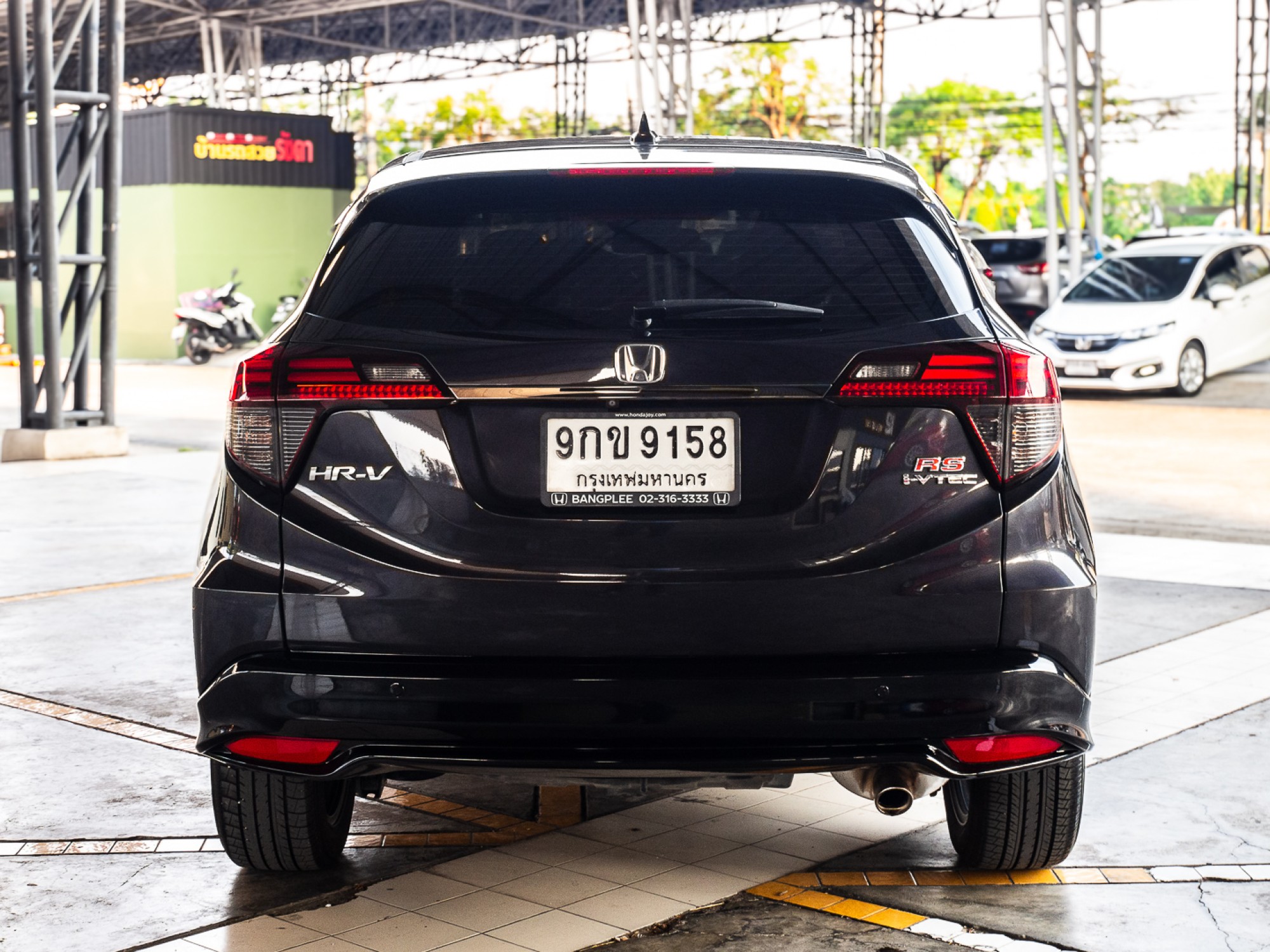2019 Honda HR-V สีเทา (รูปที่ 6)