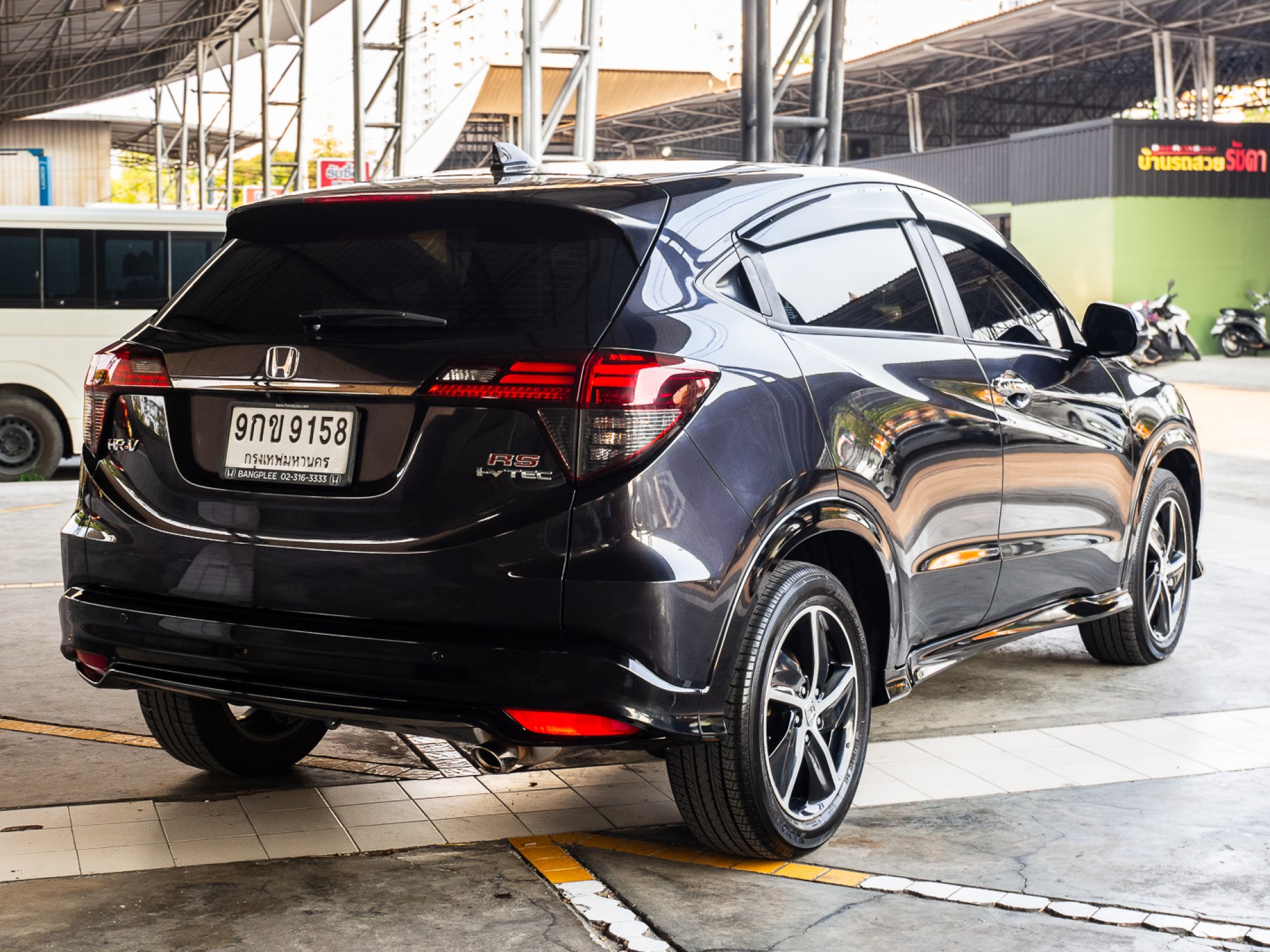 2019 Honda HR-V สีเทา (รูปที่ 7)