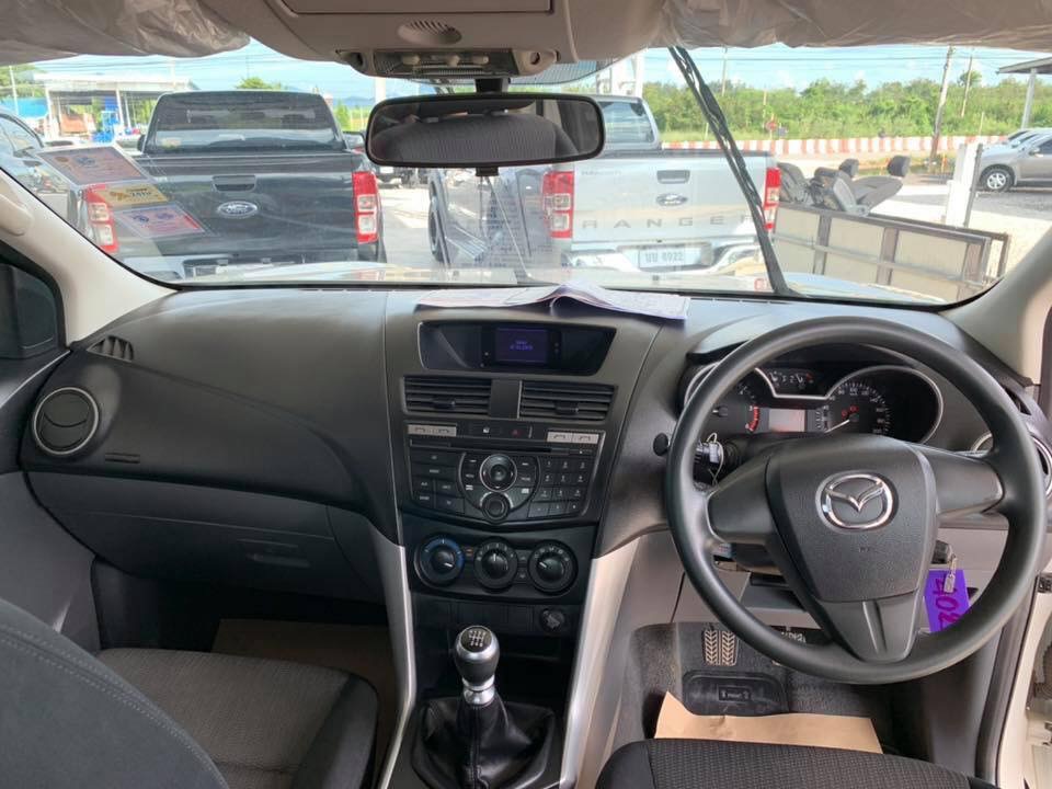 Mazda BT-50 PRO Free Style Cab ปี 2012 สีขาว (รูปที่ 6)