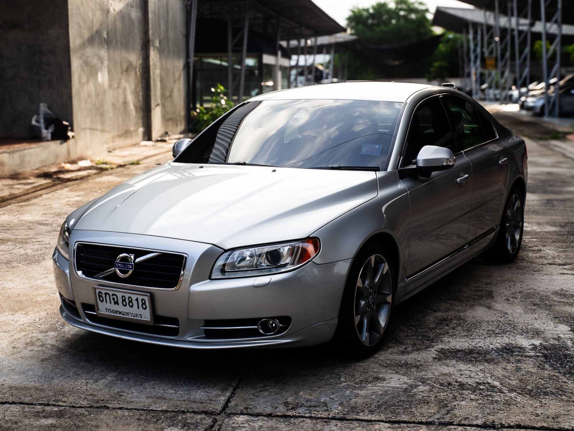 2011 Volvo S80 สีเงิน (รูปที่ 3)