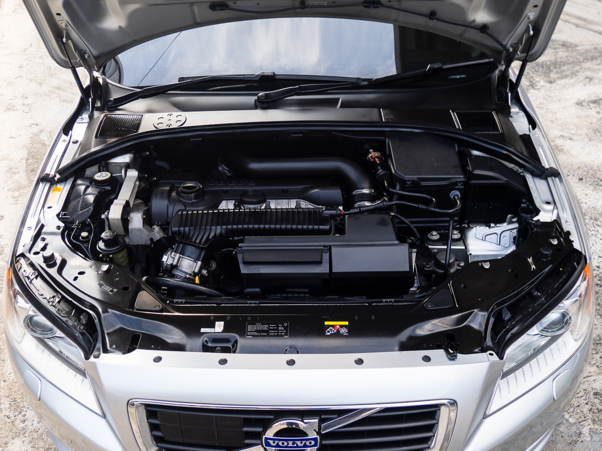 2011 Volvo S80 สีเงิน (รูปที่ 20)