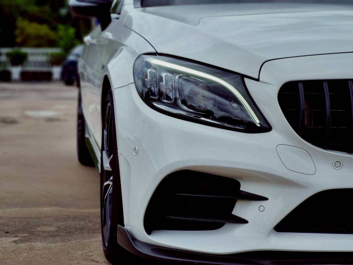 2022 Mercedes-Benz C-Class Coupe C43 AMG สีขาว (รูปที่ 19)