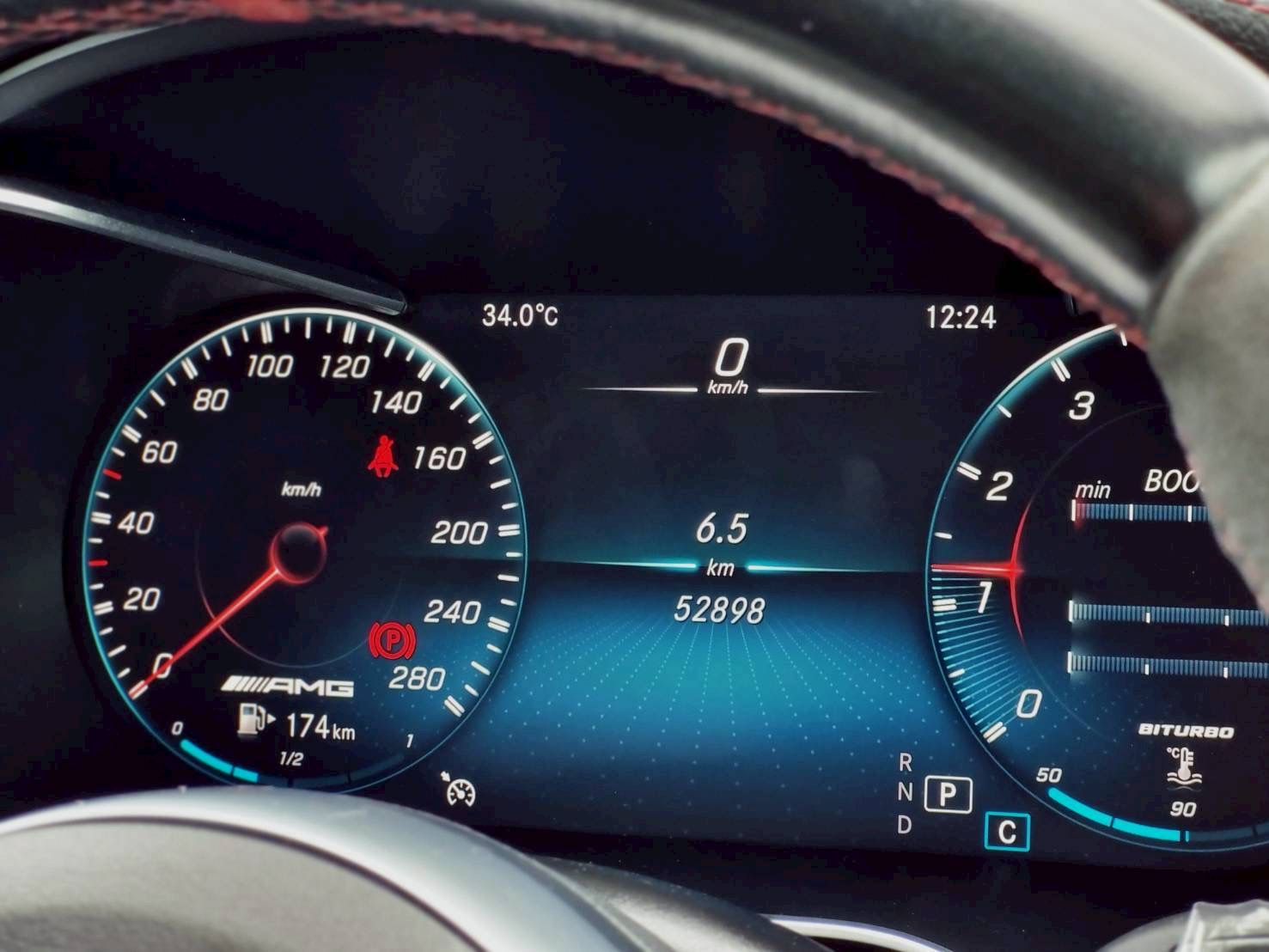2022 Mercedes-Benz C-Class Coupe C43 AMG สีขาว (รูปที่ 8)