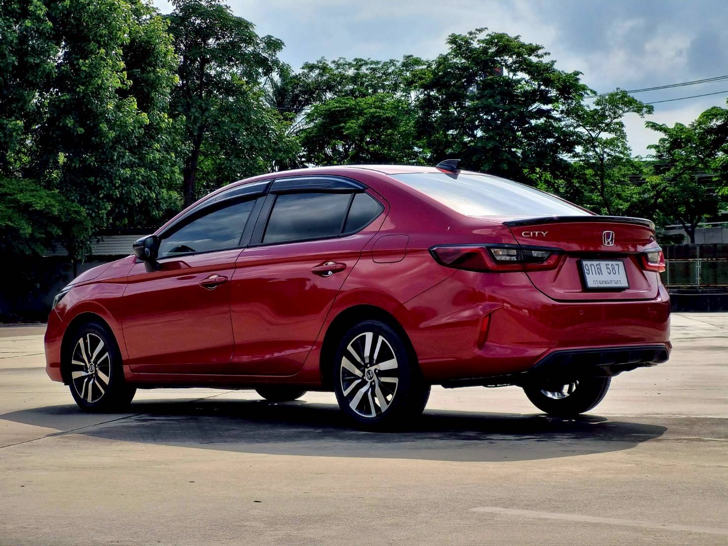 2020 Honda City Hatchback สีแดง (รูปที่ 3)