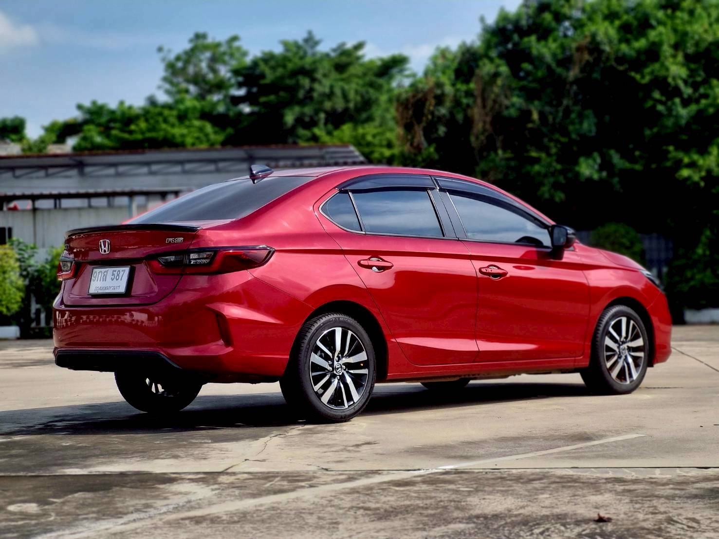 2020 Honda City Hatchback สีแดง (รูปที่ 5)