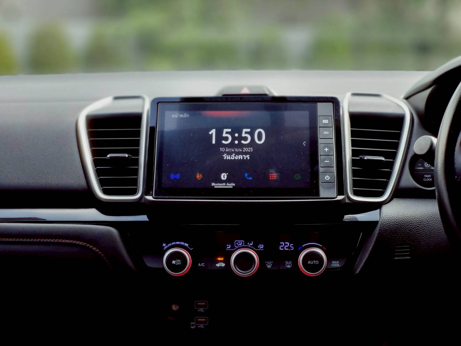 2020 Honda City Hatchback สีแดง (รูปที่ 12)