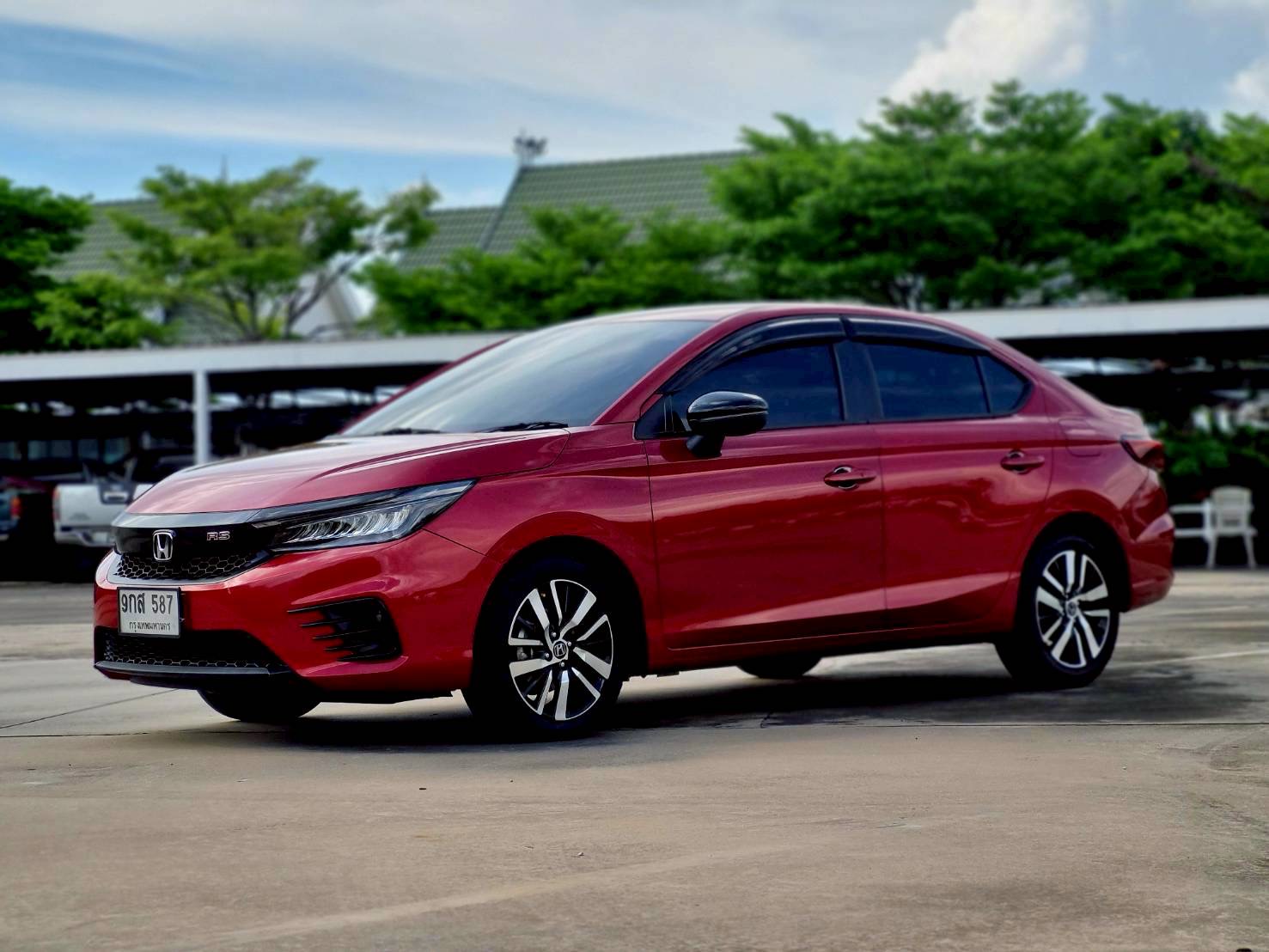 2020 Honda City Hatchback สีแดง (รูปที่ 16)