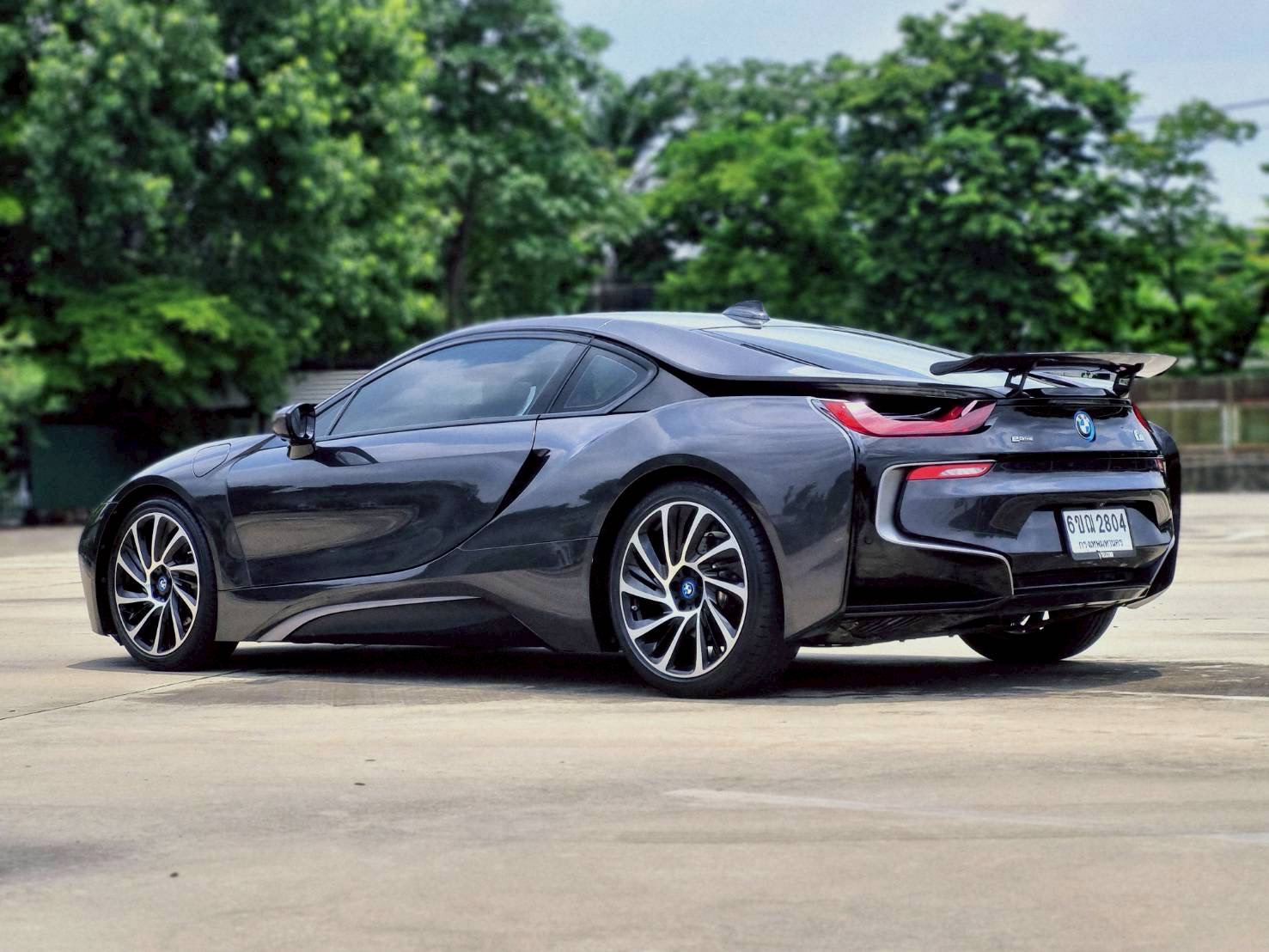 2015 BMW i8 สีเทา (รูปที่ 6)