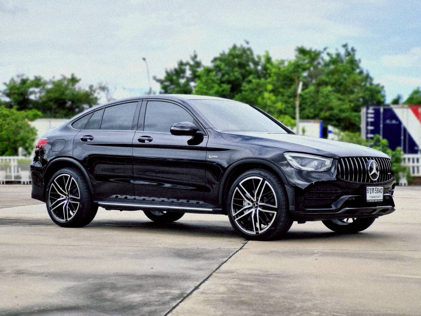 2022 Mercedes-Benz GLC-Class GLC43 (Facelift) สีดำ (รูปที่ 2)