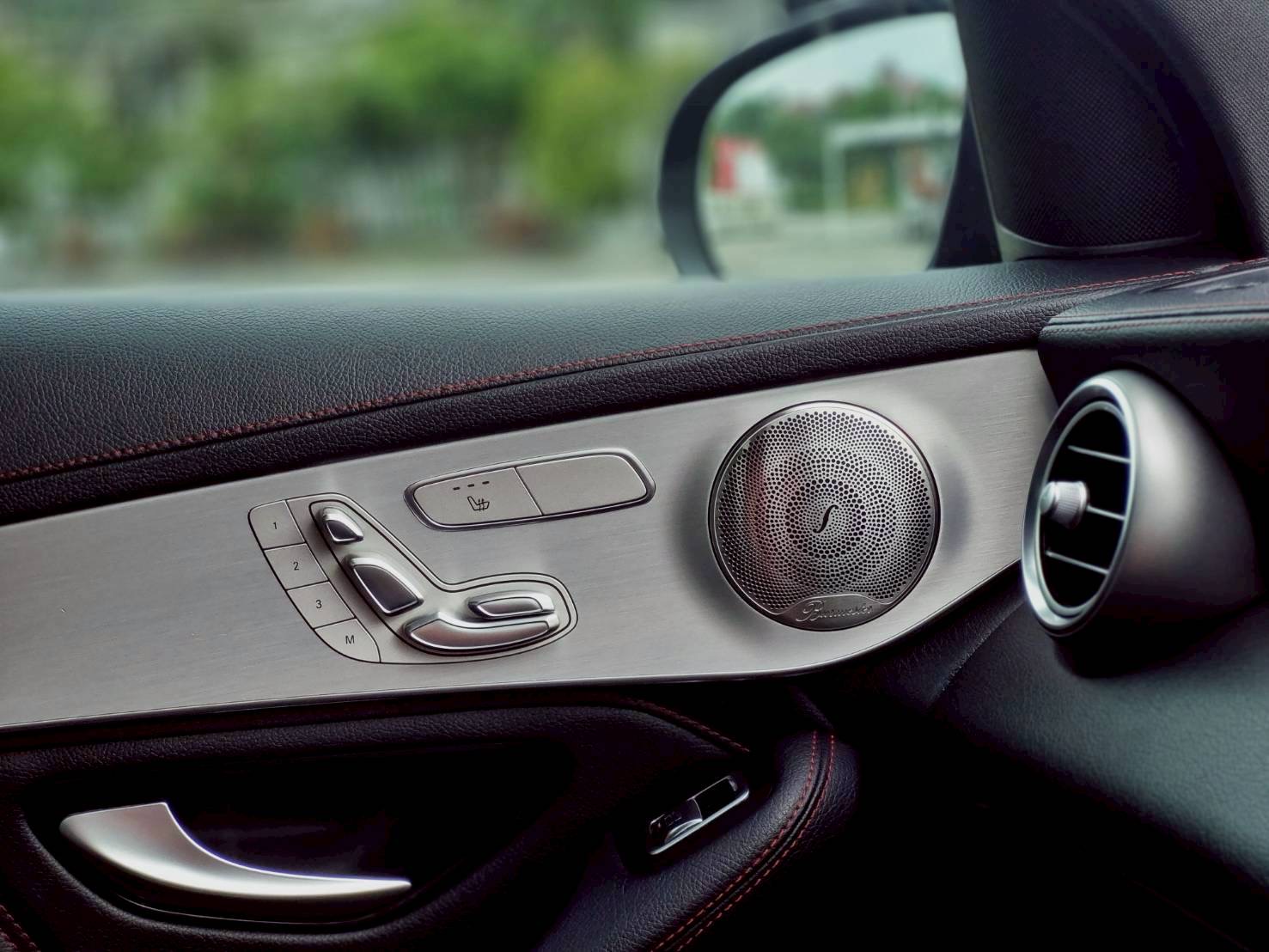 2022 Mercedes-Benz GLC-Class GLC43 (Facelift) สีดำ (รูปที่ 15)
