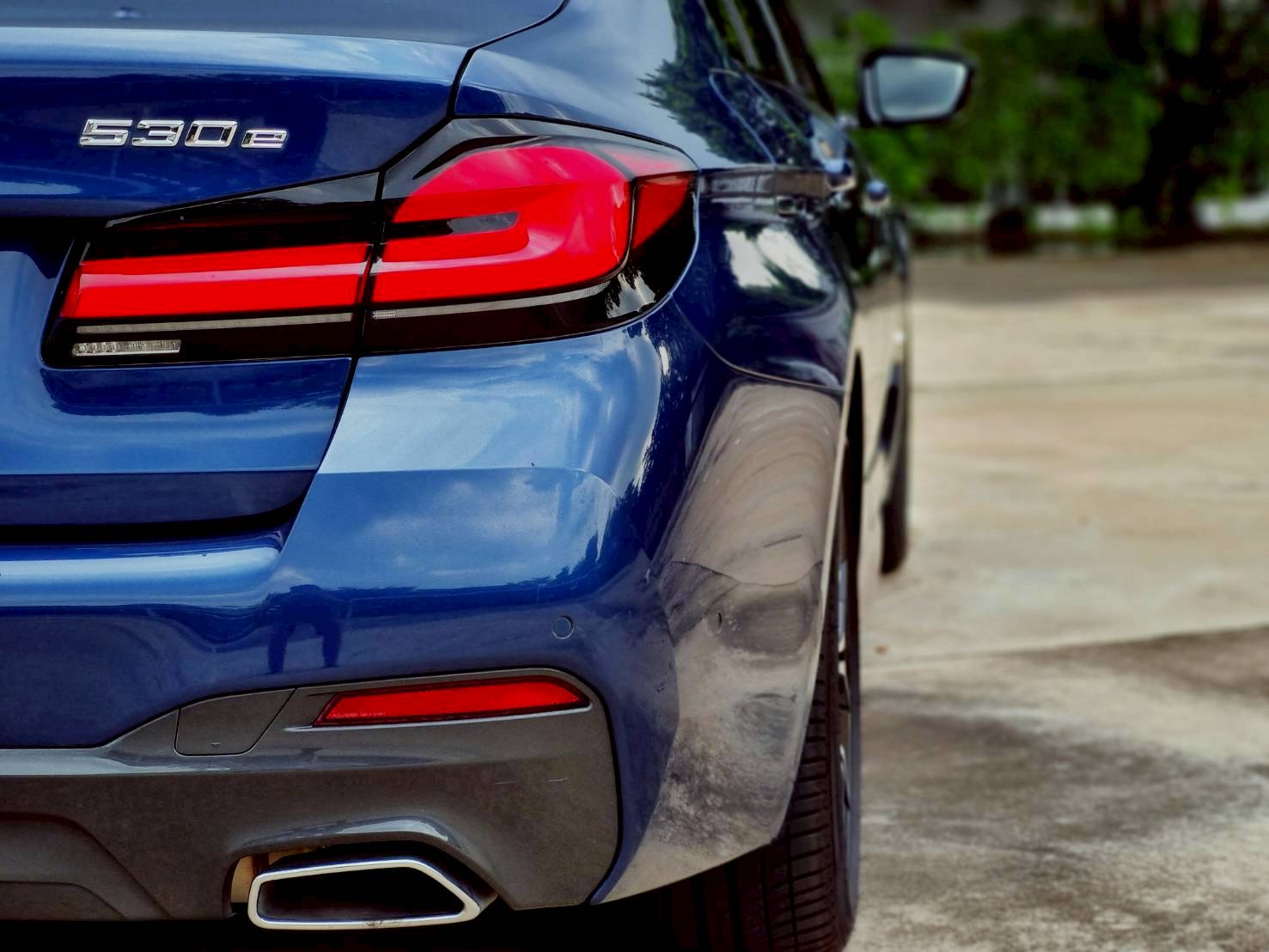 2021 BMW 5 Series G30 530e สีน้ำเงิน (รูปที่ 17)