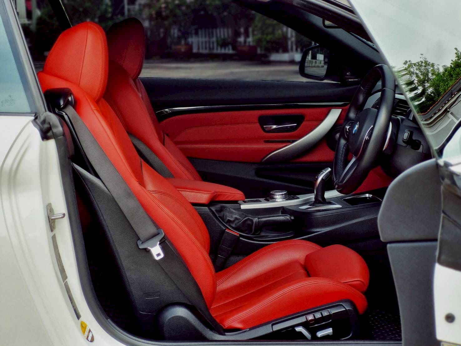 2016 BMW 4 Series F32 420Ci สีขาว (รูปที่ 8)