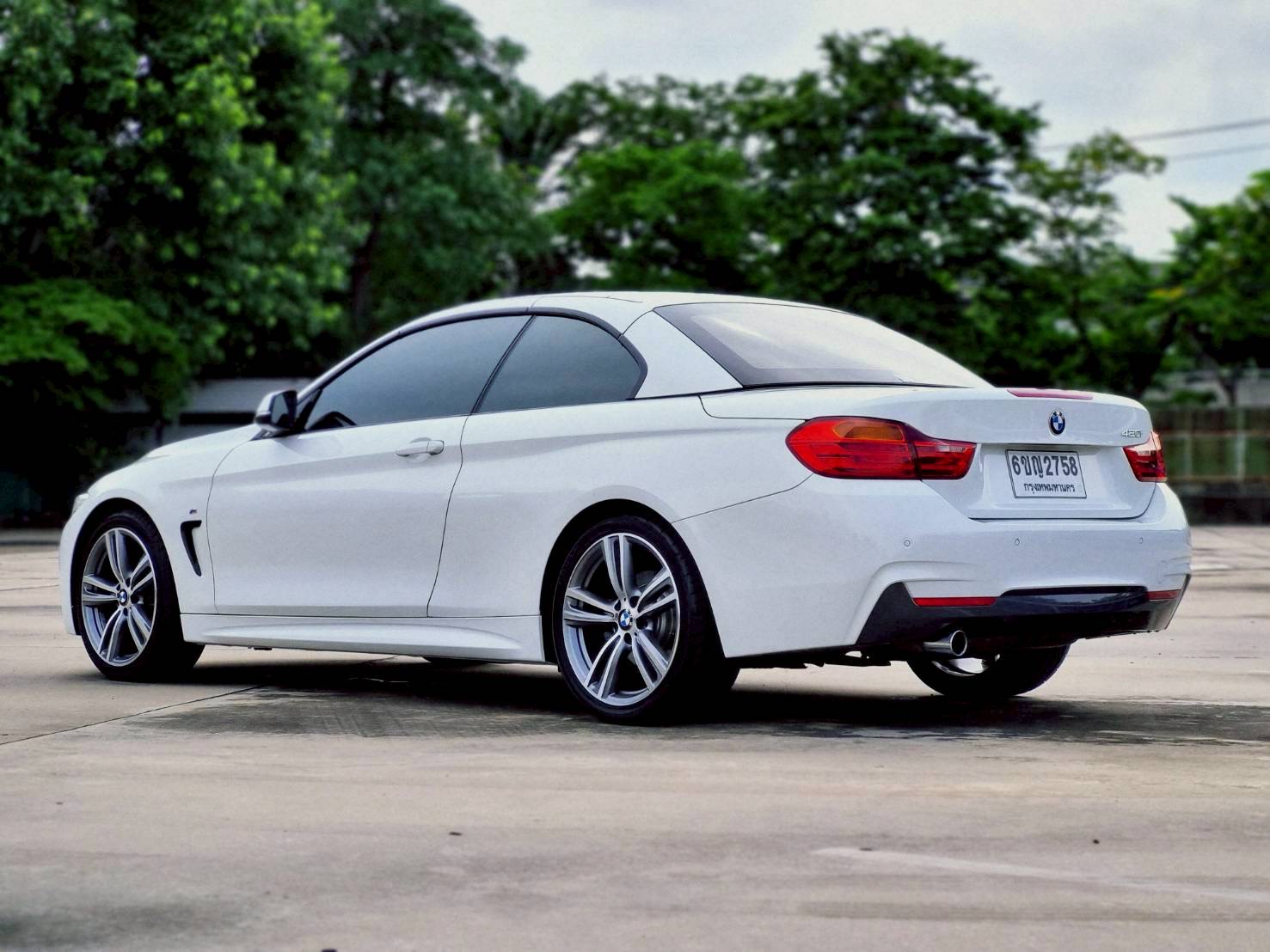 2016 BMW 4 Series F32 420Ci สีขาว (รูปที่ 3)