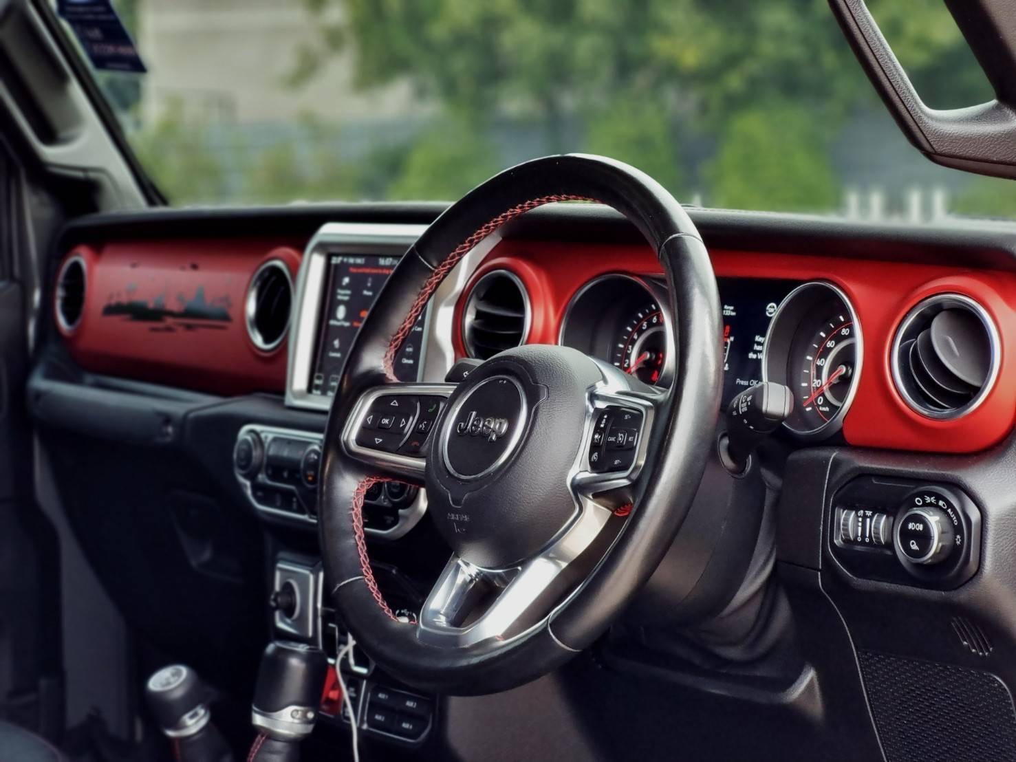 2021 Jeep GLADIATOR RUBICON 3.6 V6 สีเทา (รูปที่ 9)