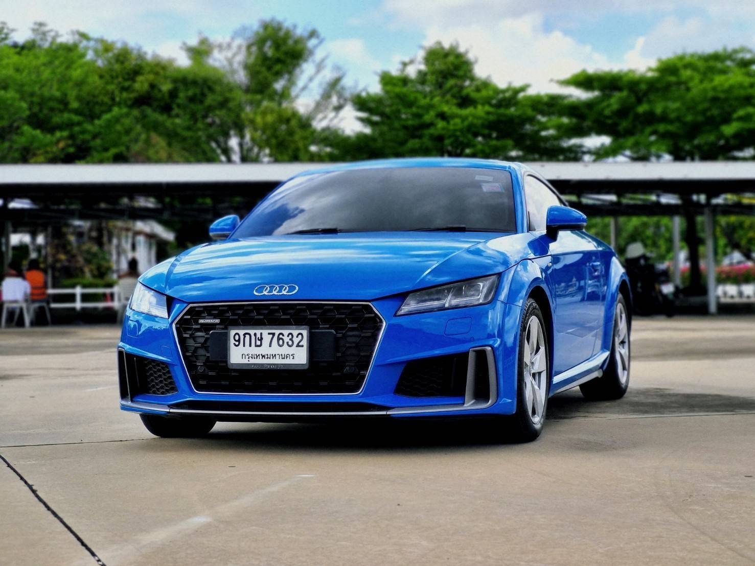 2020 Audi TT สีฟ้า (รูปที่ 2)