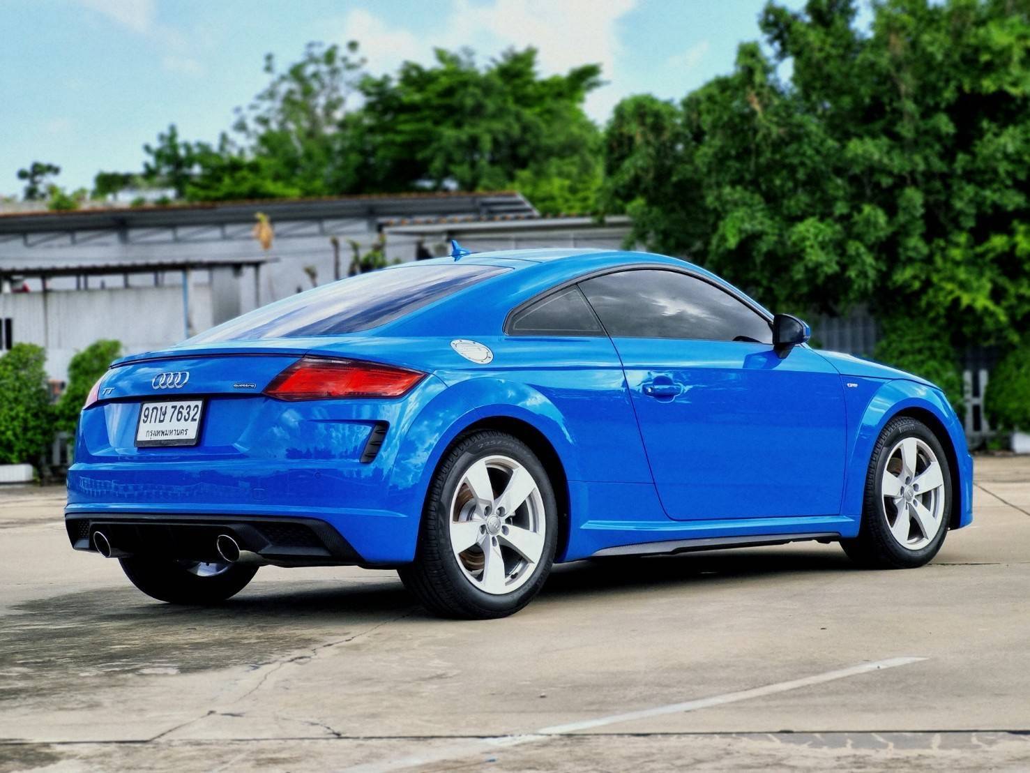 2020 Audi TT สีฟ้า (รูปที่ 4)