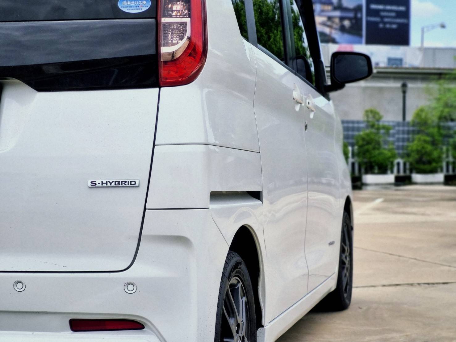 2023 Nissan Roox สีขาว (รูปที่ 11)