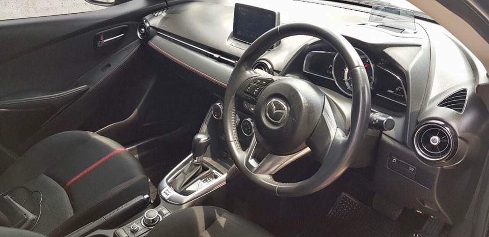 Mazda 2 Hatchback (5 ประตู) ปี 2019 สีเทา (รูปที่ 9)